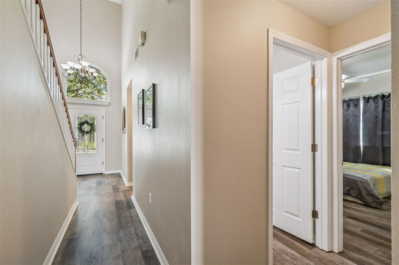 Listing photo id 21 for 1744 Mapleleaf Boulevard