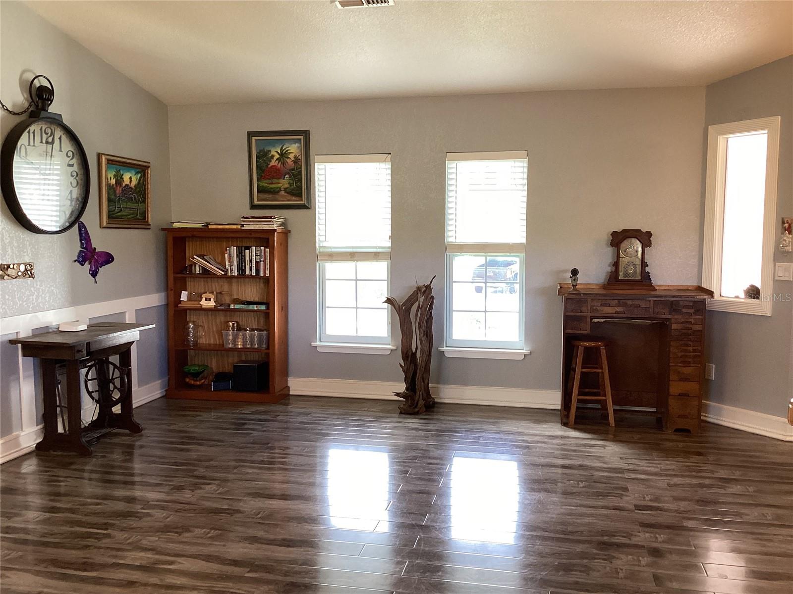 Image 30 of 82 For 6426 Drake Court