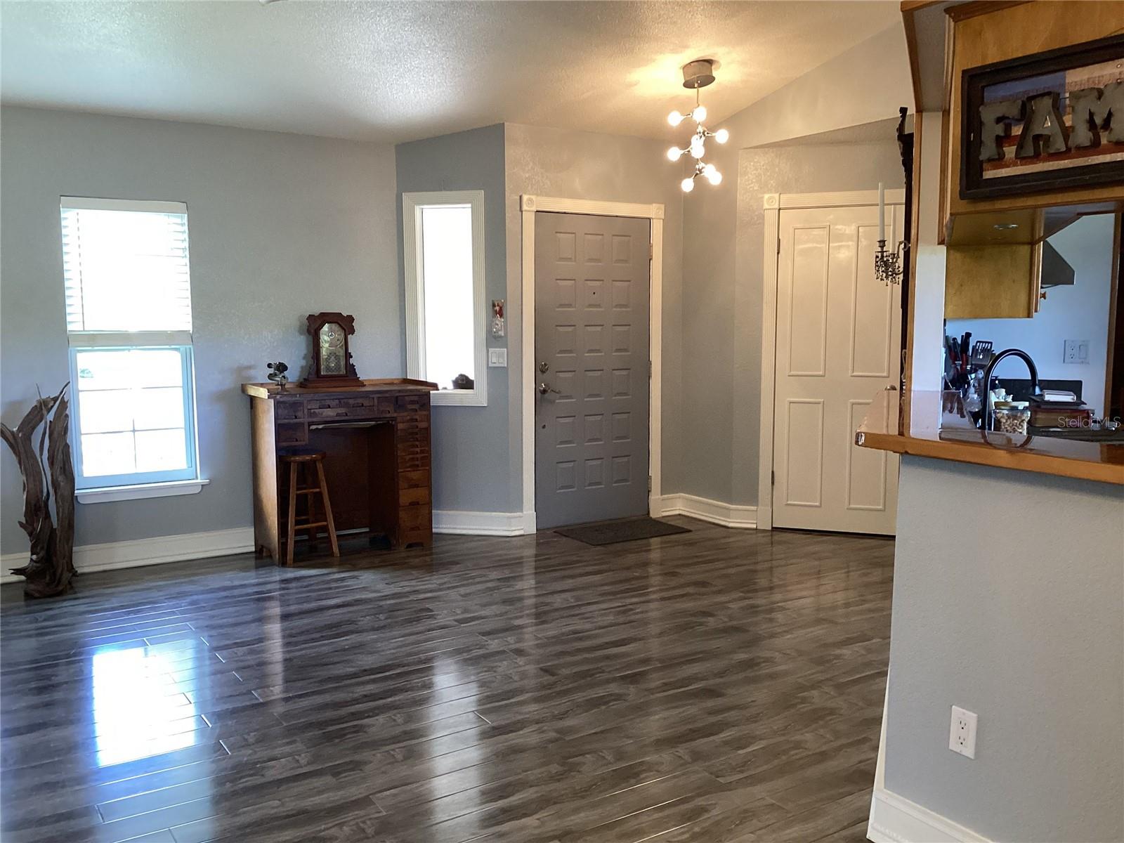 Image 32 of 82 For 6426 Drake Court