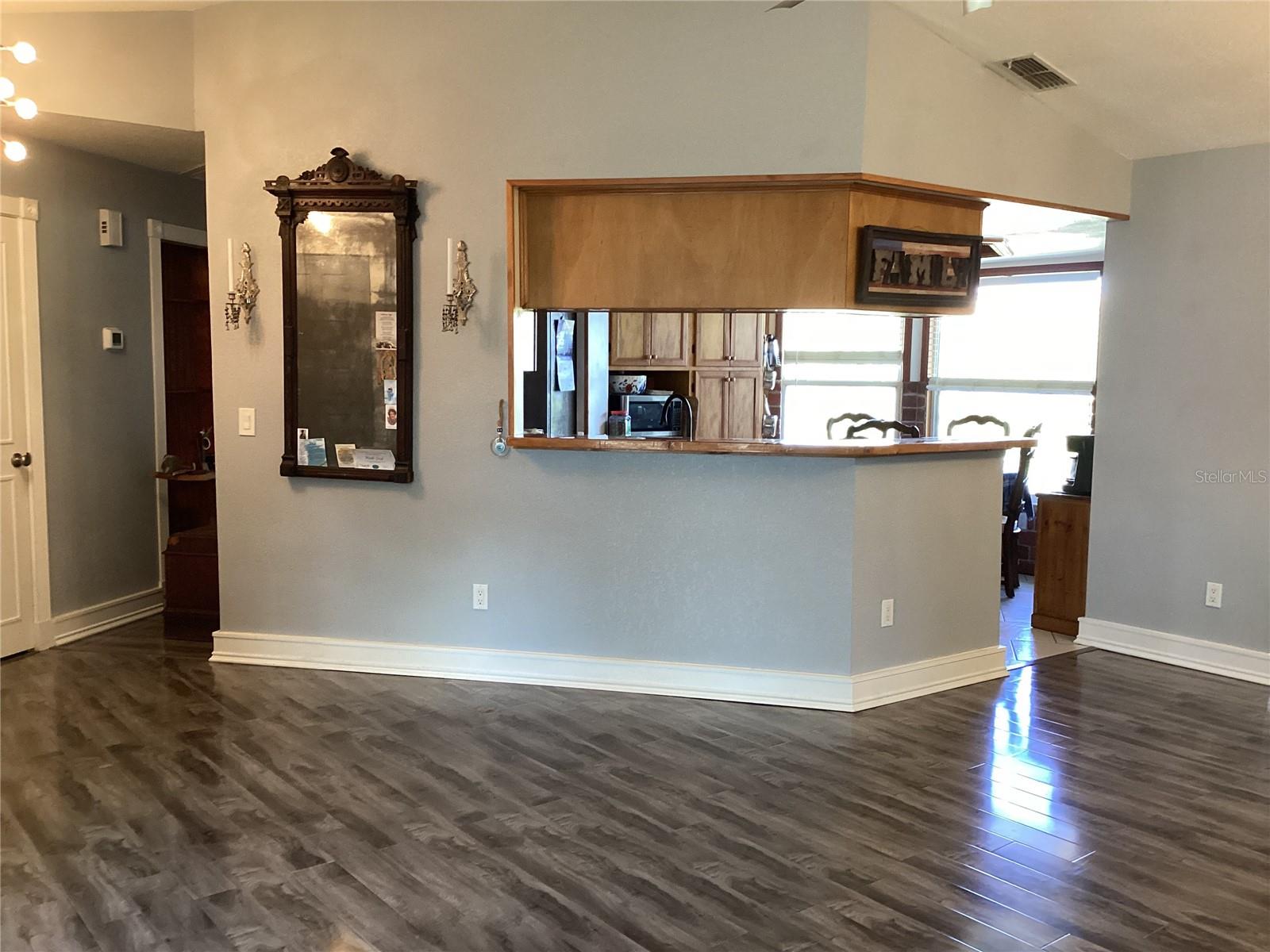 Image 35 of 82 For 6426 Drake Court