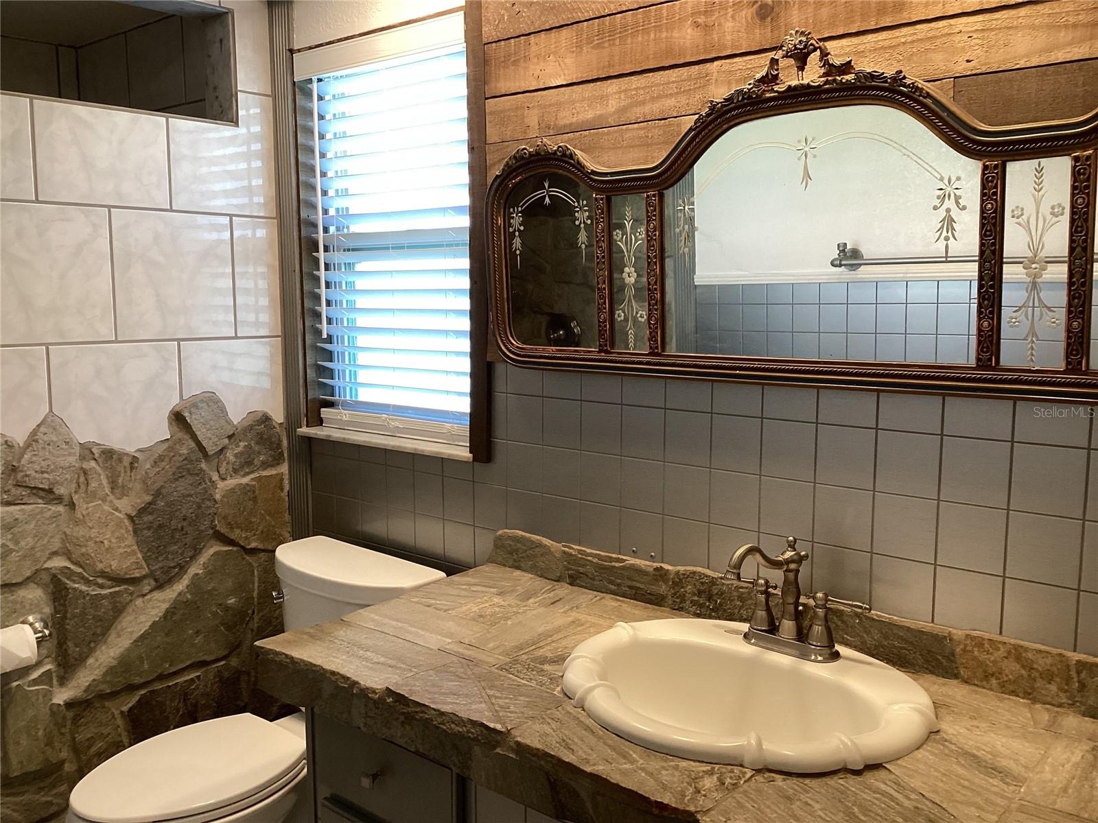 Image 38 of 82 For 6426 Drake Court