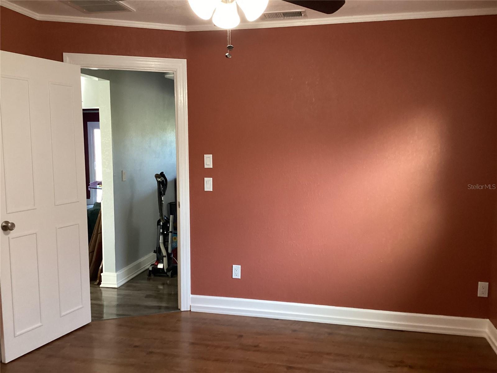 Image 61 of 82 For 6426 Drake Court