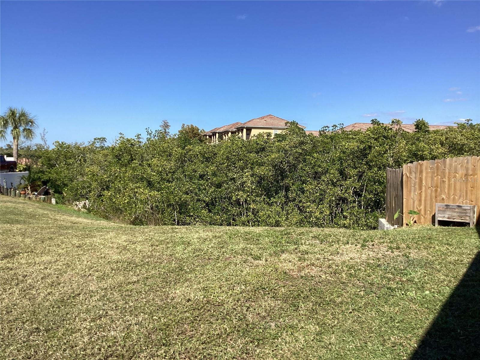 Image 8 of 82 For 6426 Drake Court