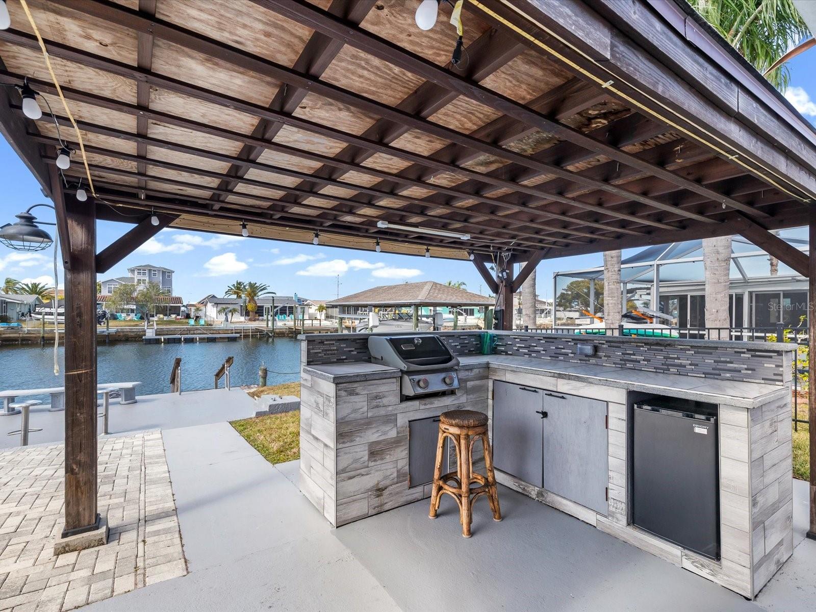 Listing photo id 39 for 12809 4th Isle