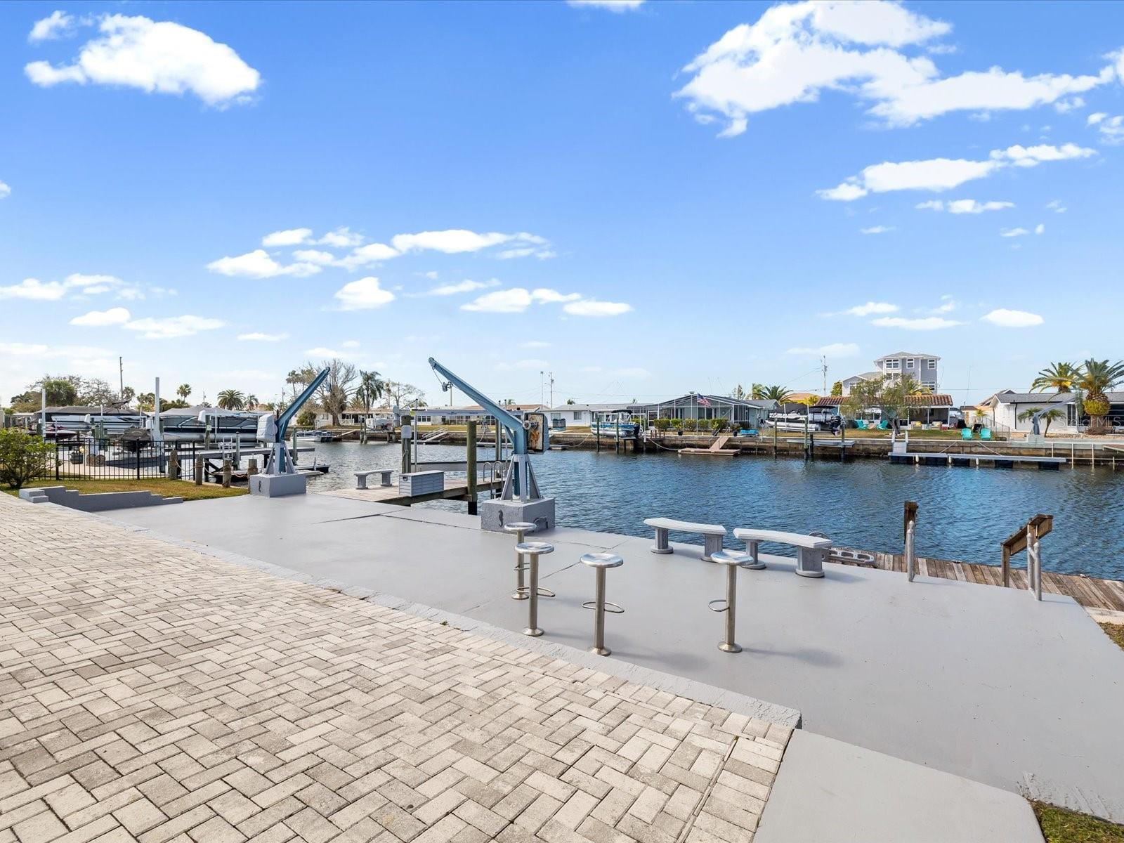 Listing photo id 40 for 12809 4th Isle