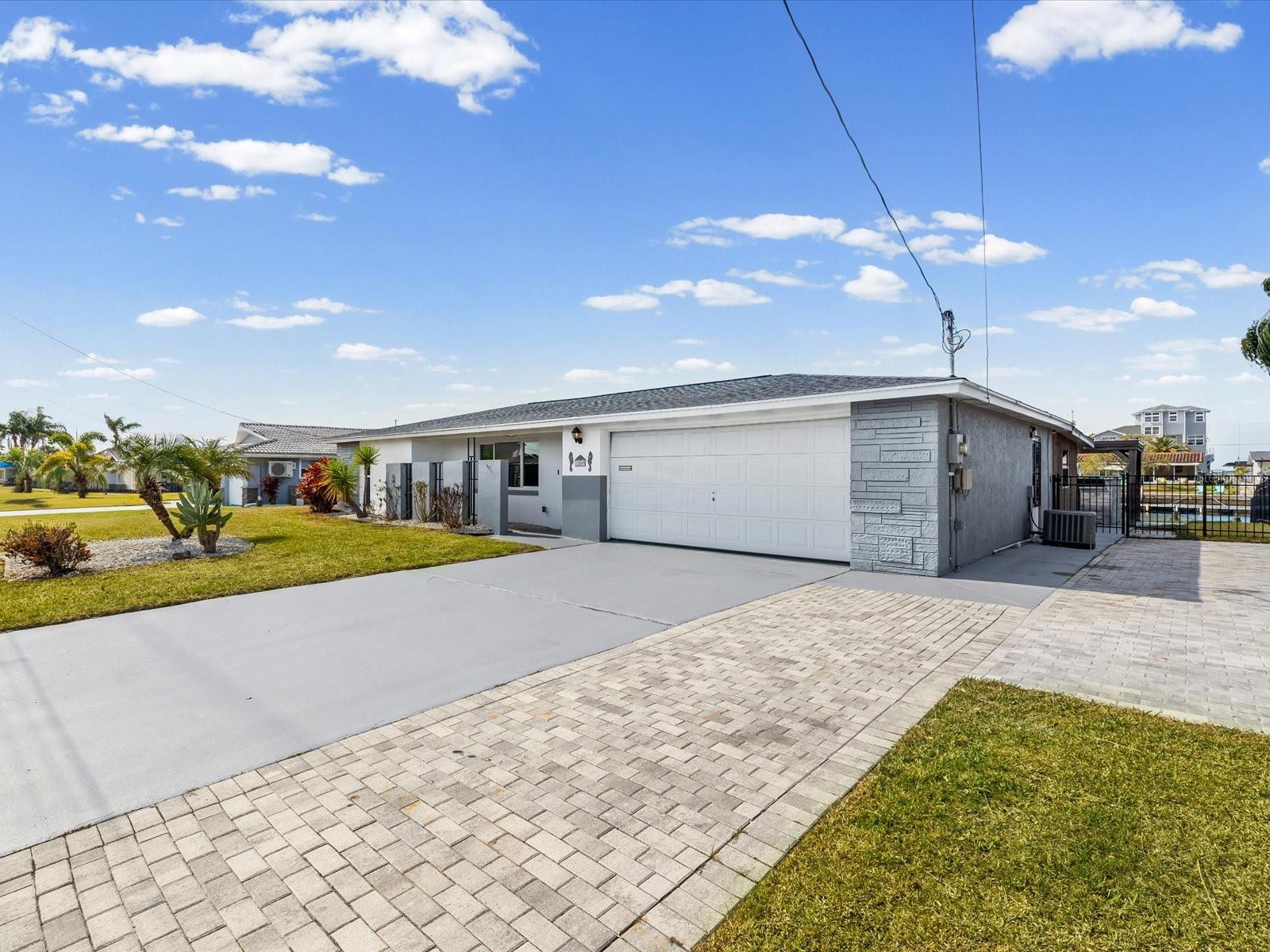 Listing photo id 51 for 12809 4th Isle