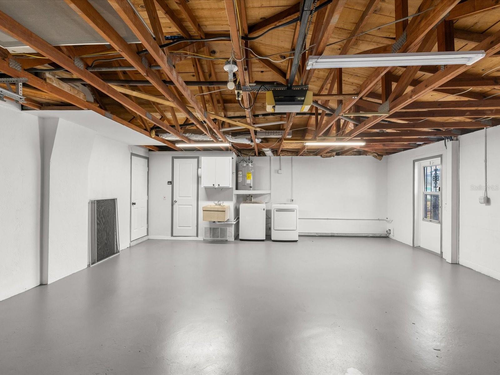 Listing photo id 54 for 12809 4th Isle