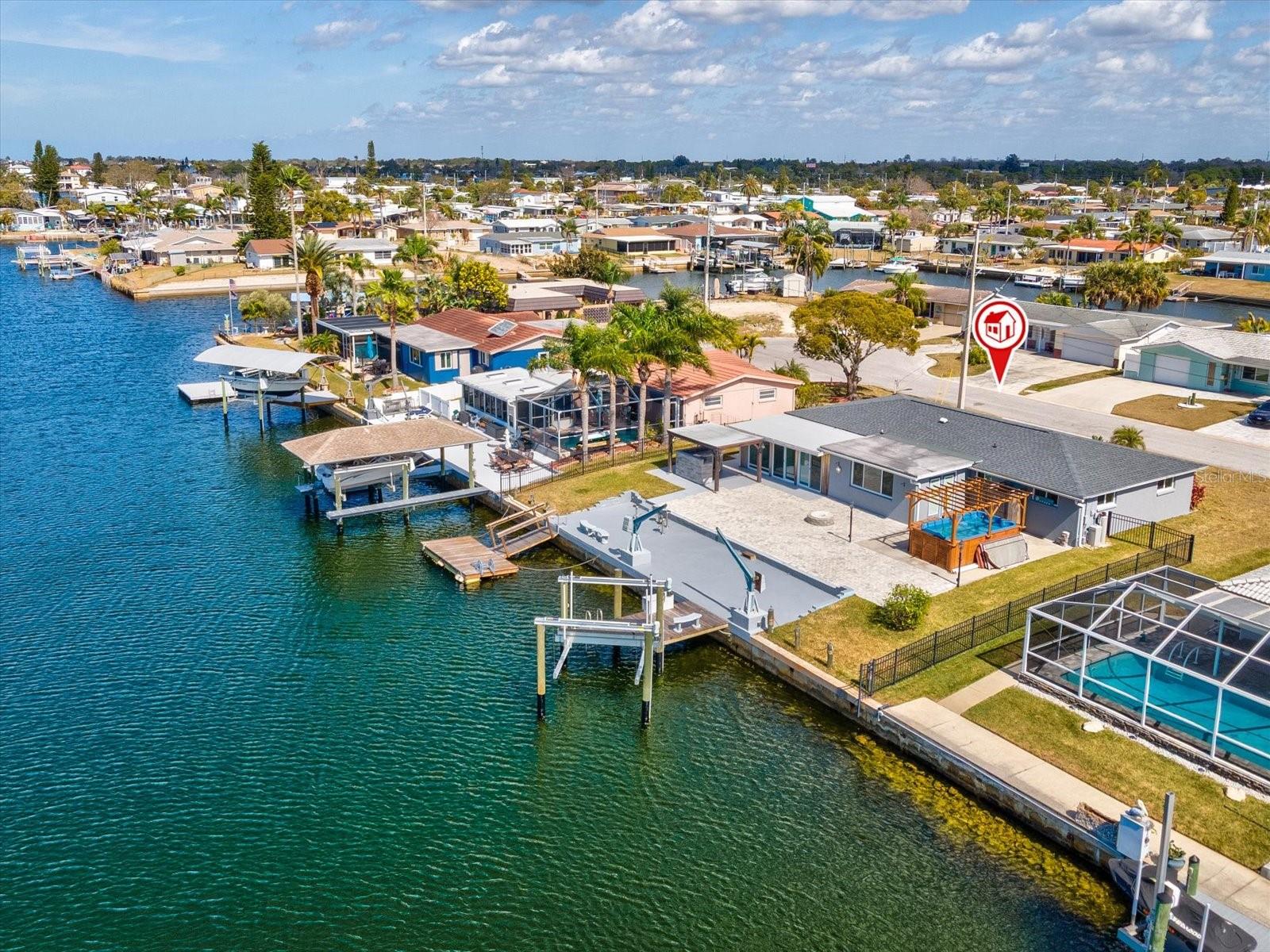 Listing photo id 56 for 12809 4th Isle