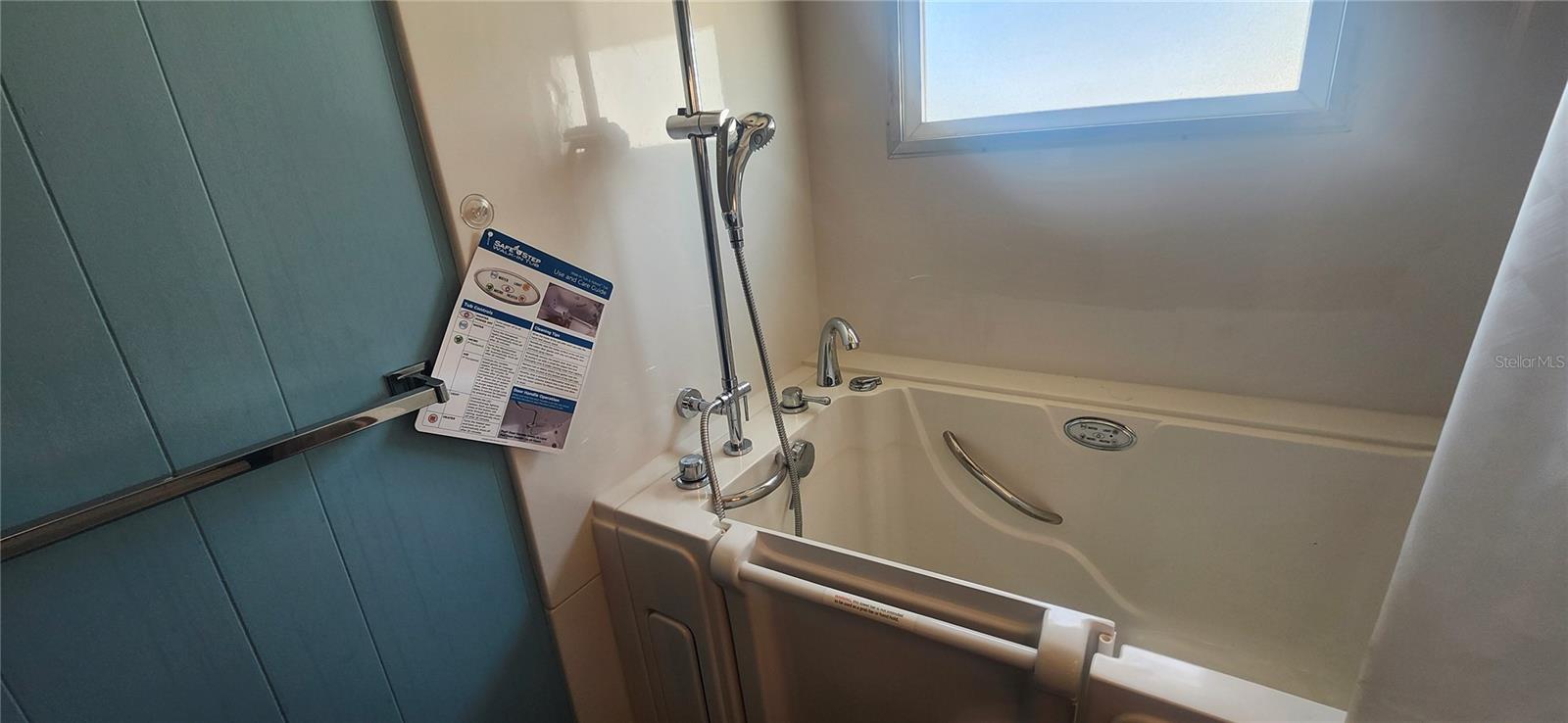 Image 9 of 46 For 3229 Tiki Drive