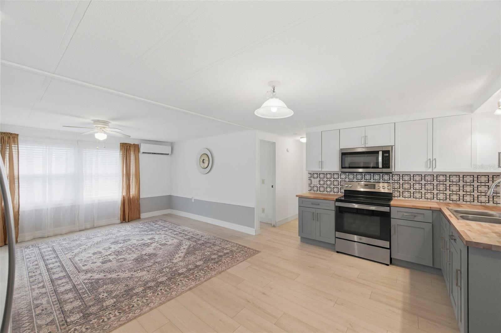 Image 11 of 65 For 10810 Freedom Drive