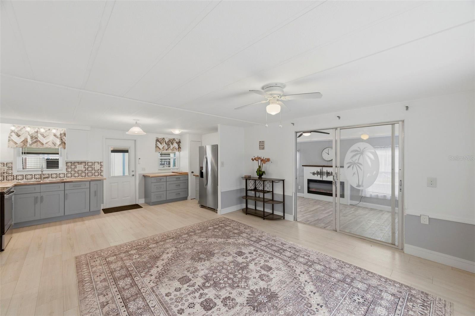 Image 13 of 65 For 10810 Freedom Drive