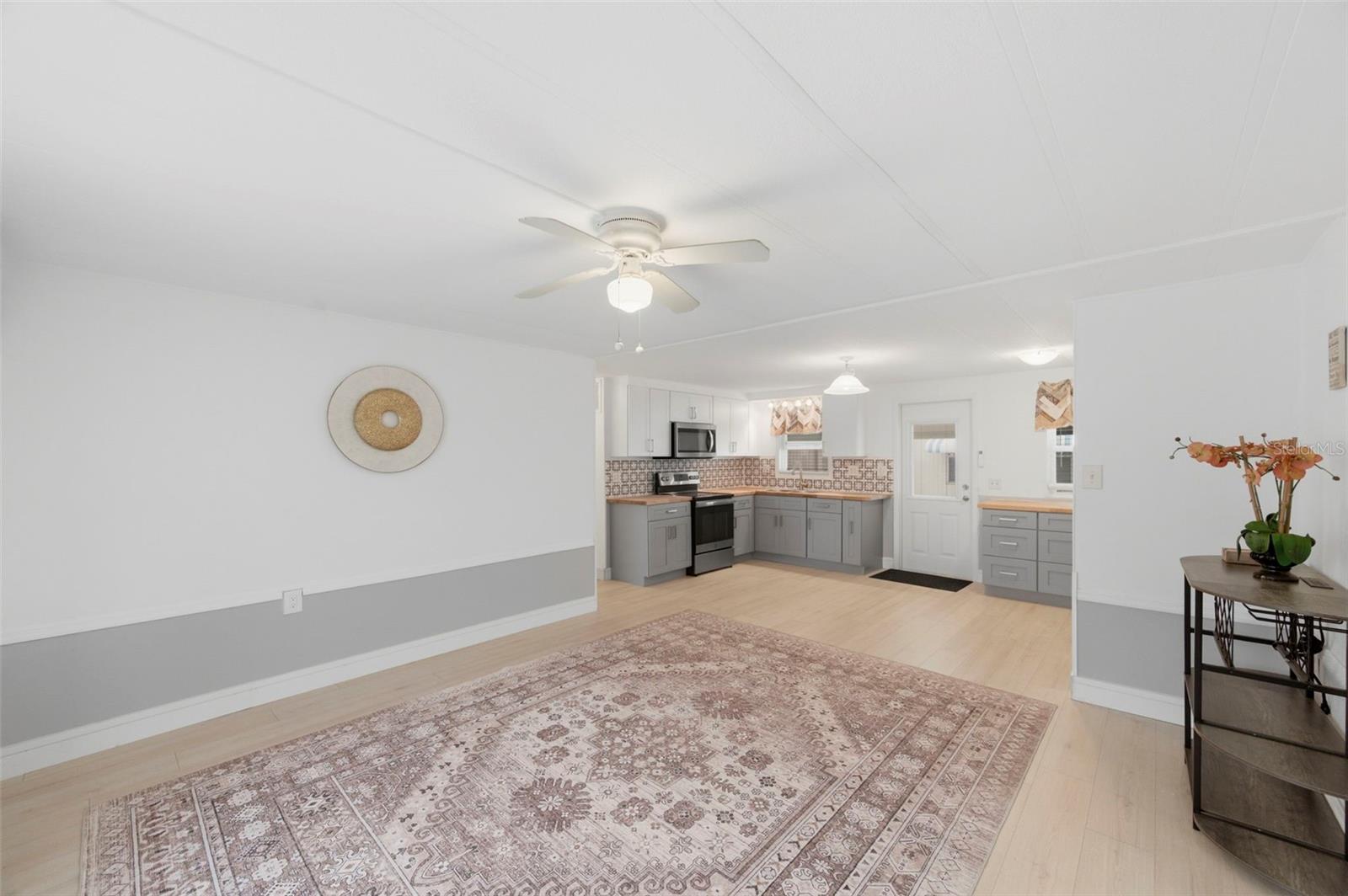 Image 14 of 65 For 10810 Freedom Drive