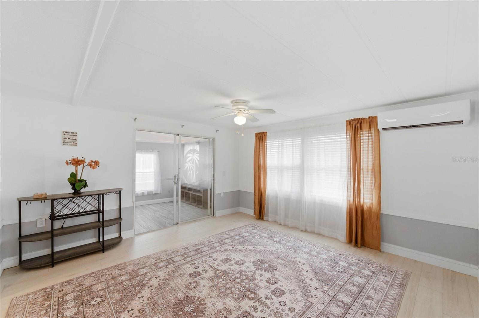 Image 15 of 65 For 10810 Freedom Drive