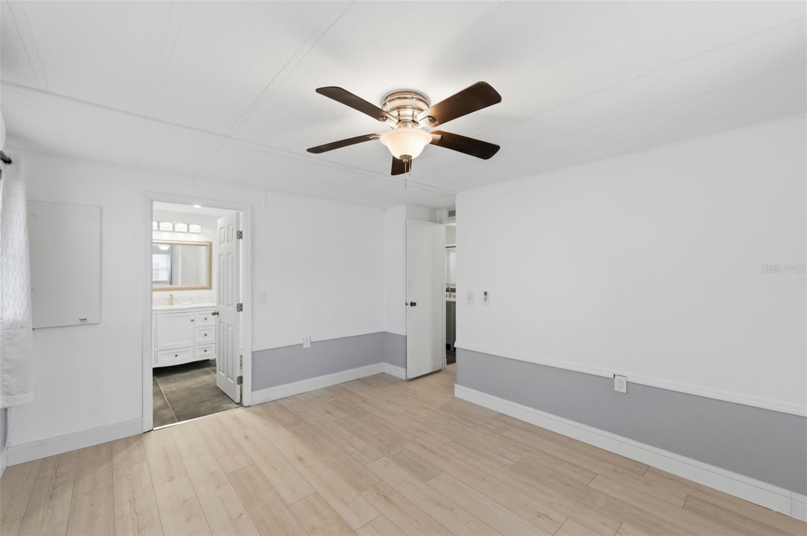 Image 20 of 65 For 10810 Freedom Drive