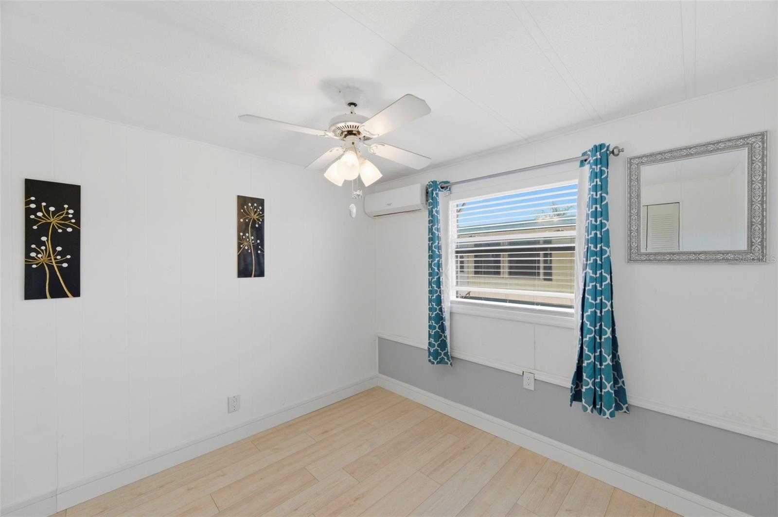 Image 24 of 65 For 10810 Freedom Drive