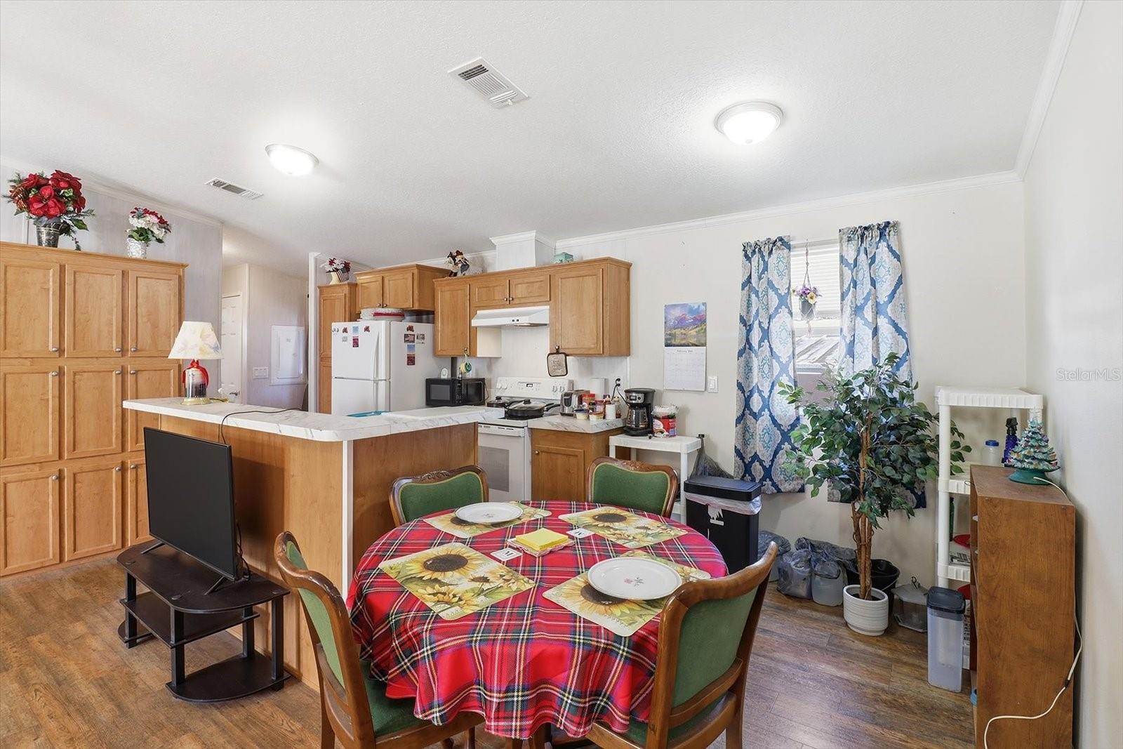 Image 10 of 45 For 4025 Bluewater Drive