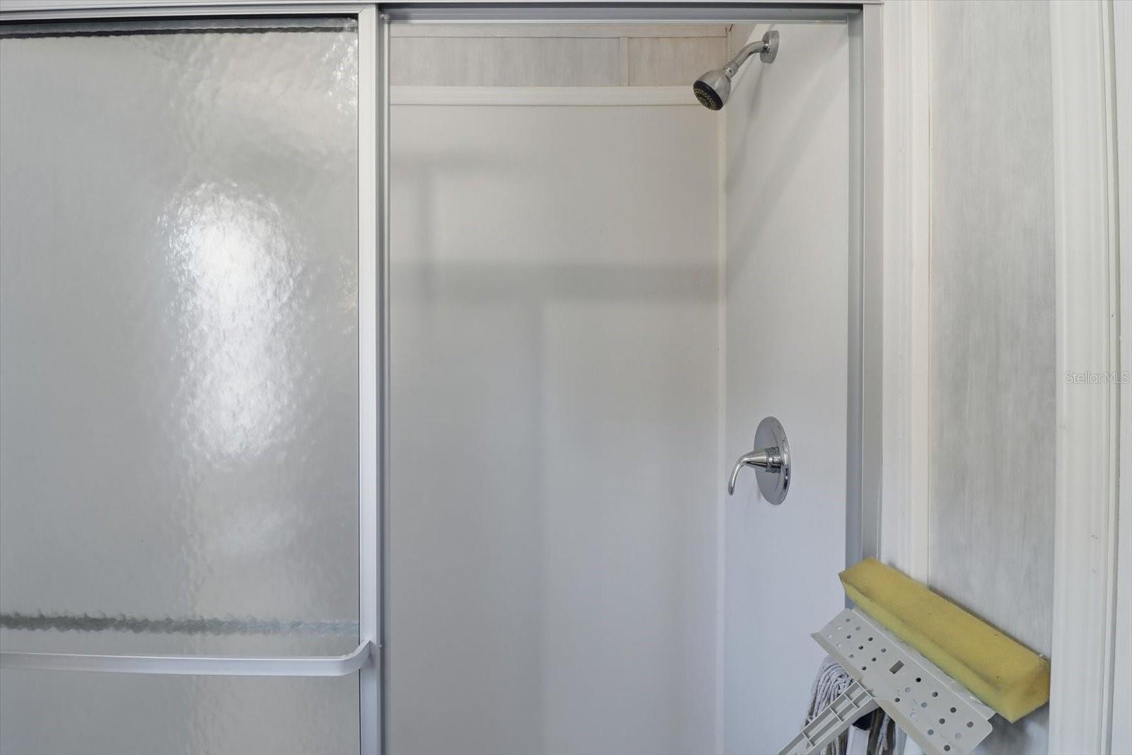 Image 26 of 45 For 4025 Bluewater Drive