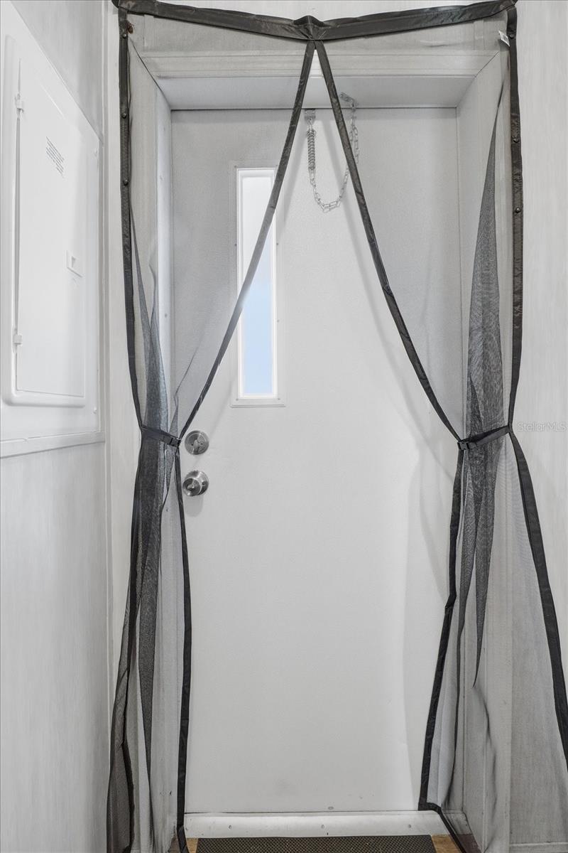 Image 30 of 45 For 4025 Bluewater Drive