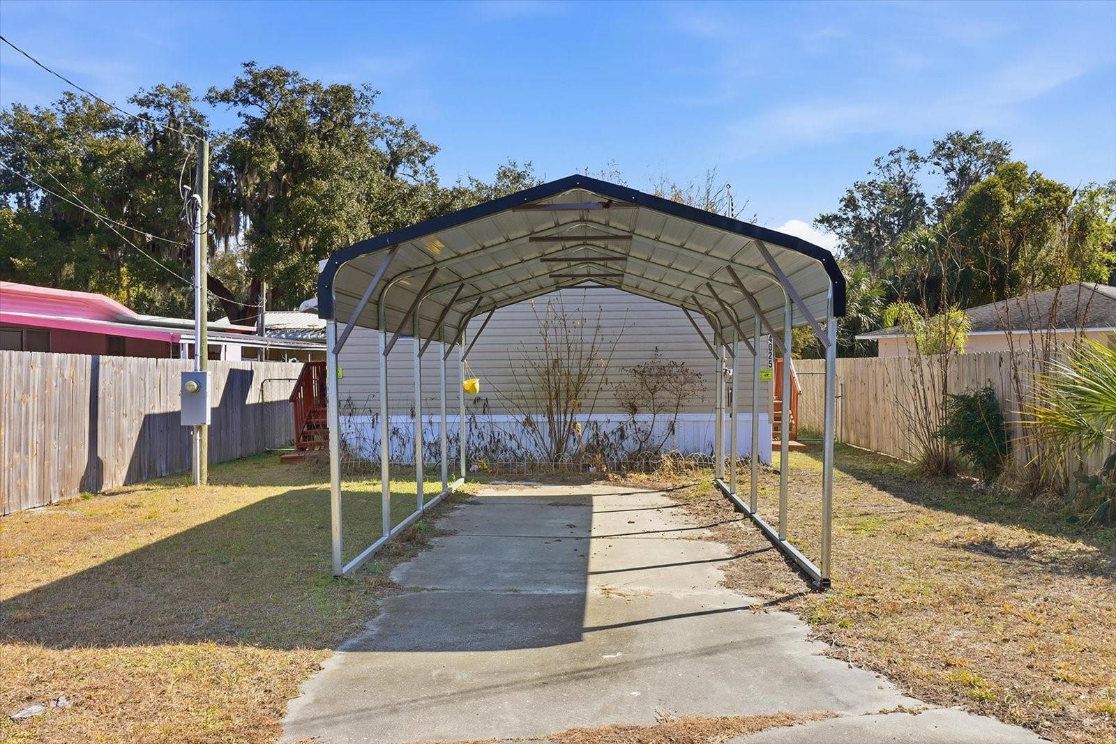 Image 38 of 45 For 4025 Bluewater Drive