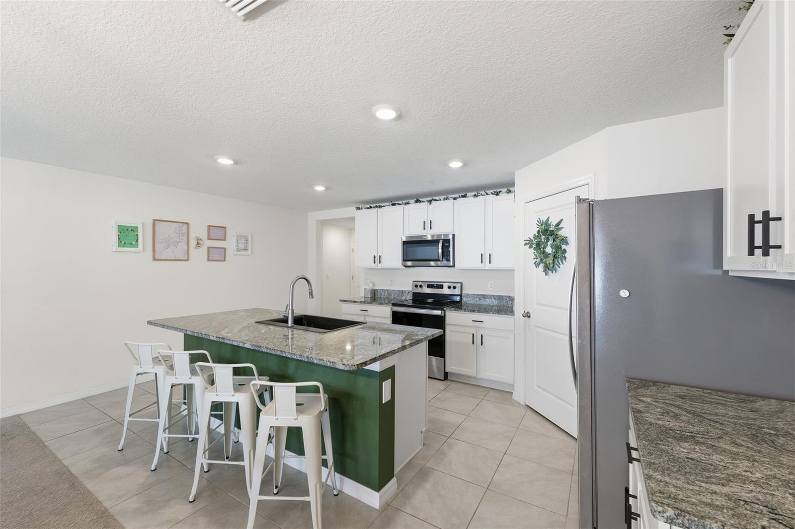 Image 17 of 41 For 225 Portland Avenue