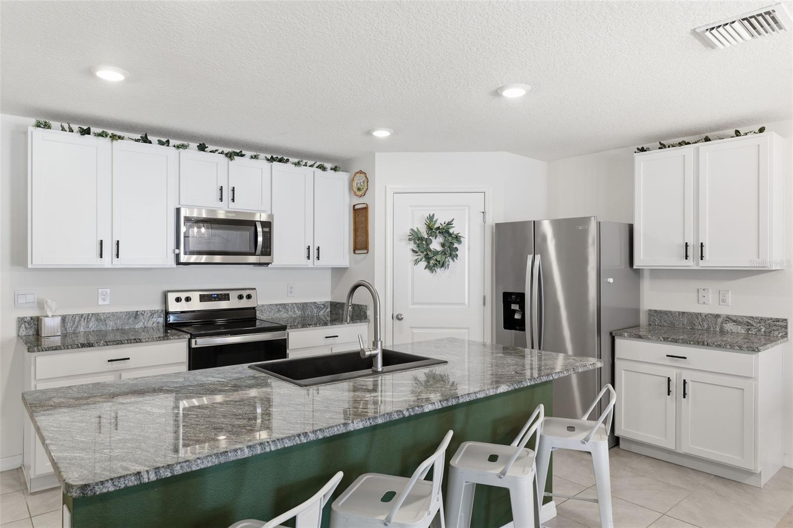 Image 19 of 41 For 225 Portland Avenue