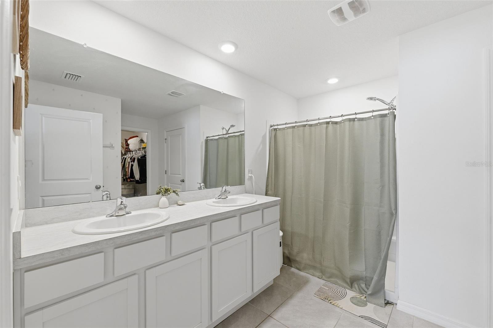 Image 27 of 41 For 225 Portland Avenue