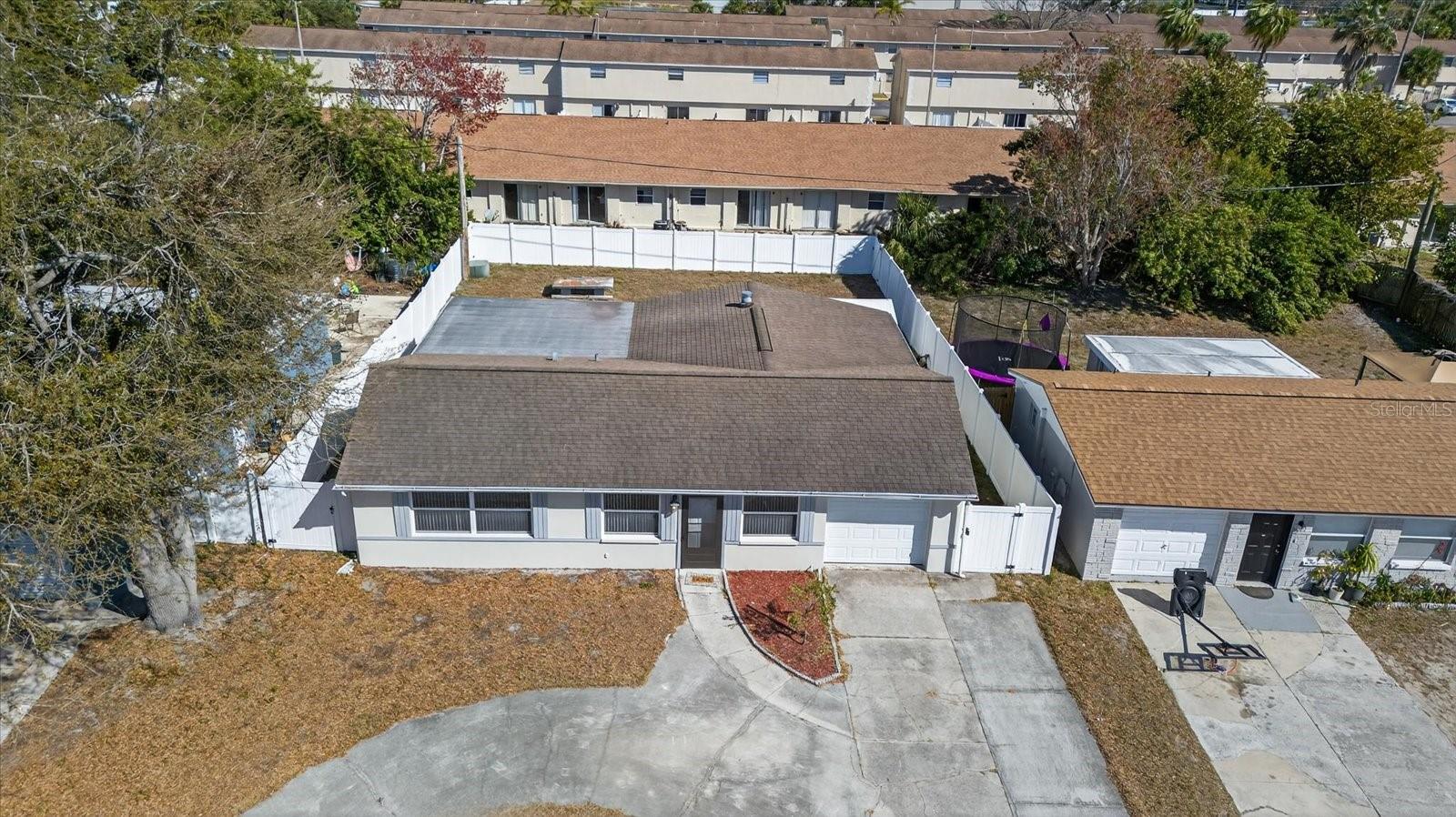 Image 14 of 44 For 8634 Velvet Drive