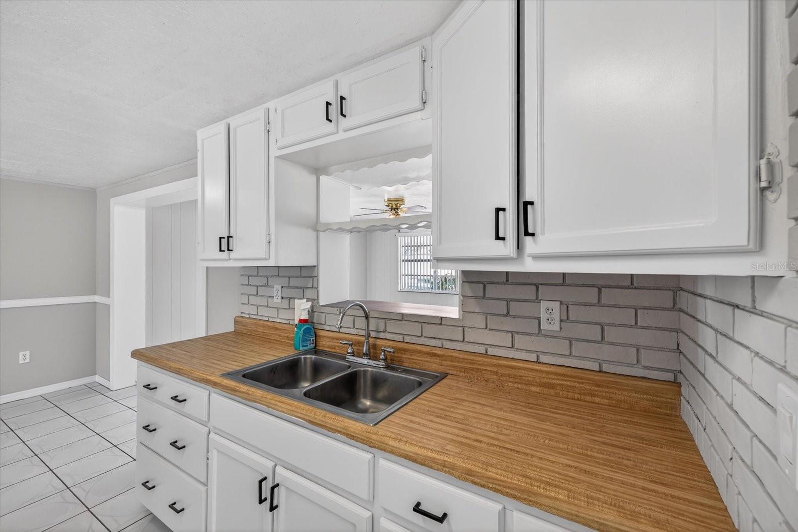 Image 20 of 44 For 8634 Velvet Drive