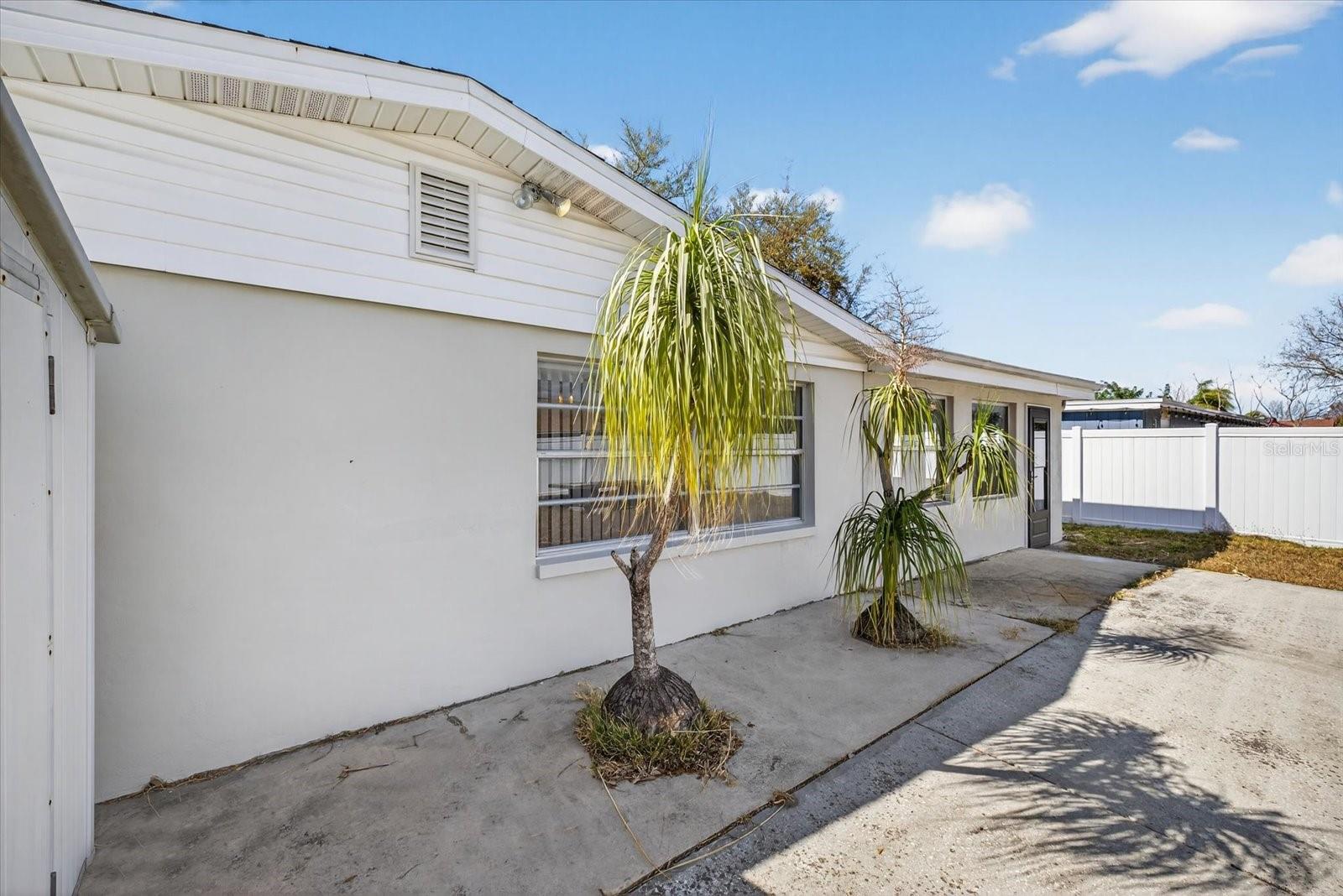 Image 36 of 44 For 8634 Velvet Drive