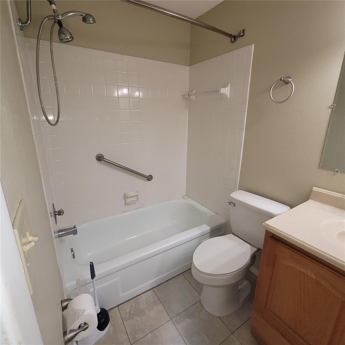 Image 11 of 17 For 2851 Westmoreland Court