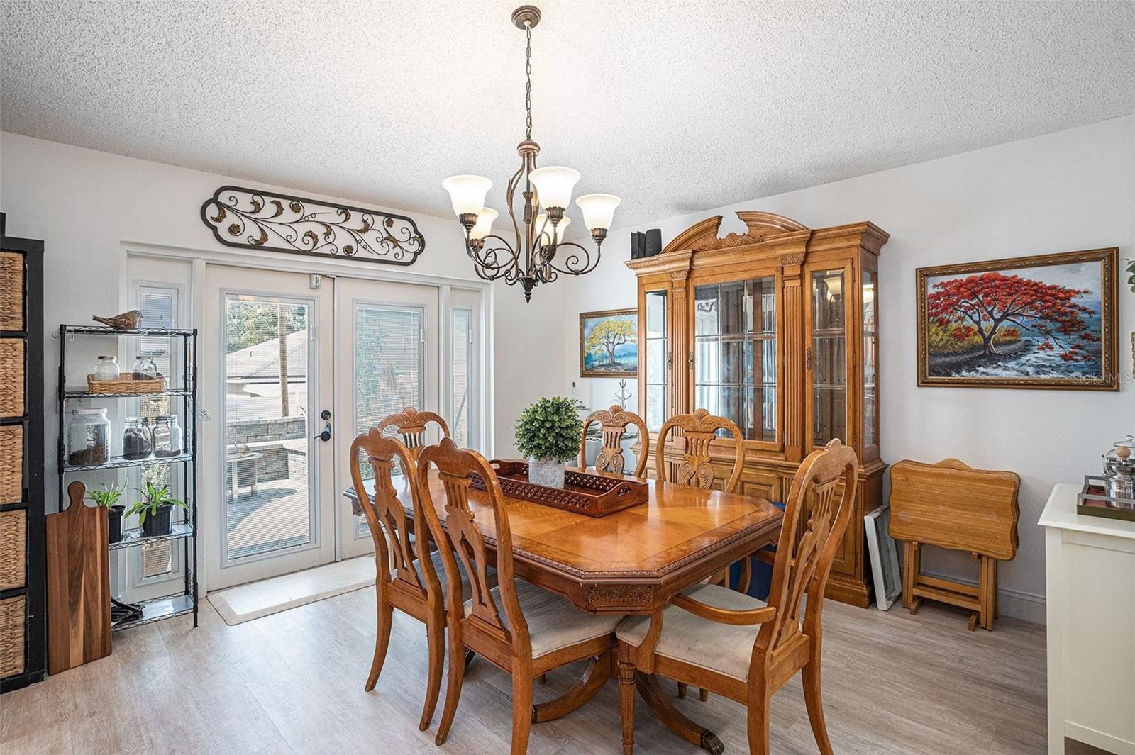 Image 10 of 23 For 312 Benson Street