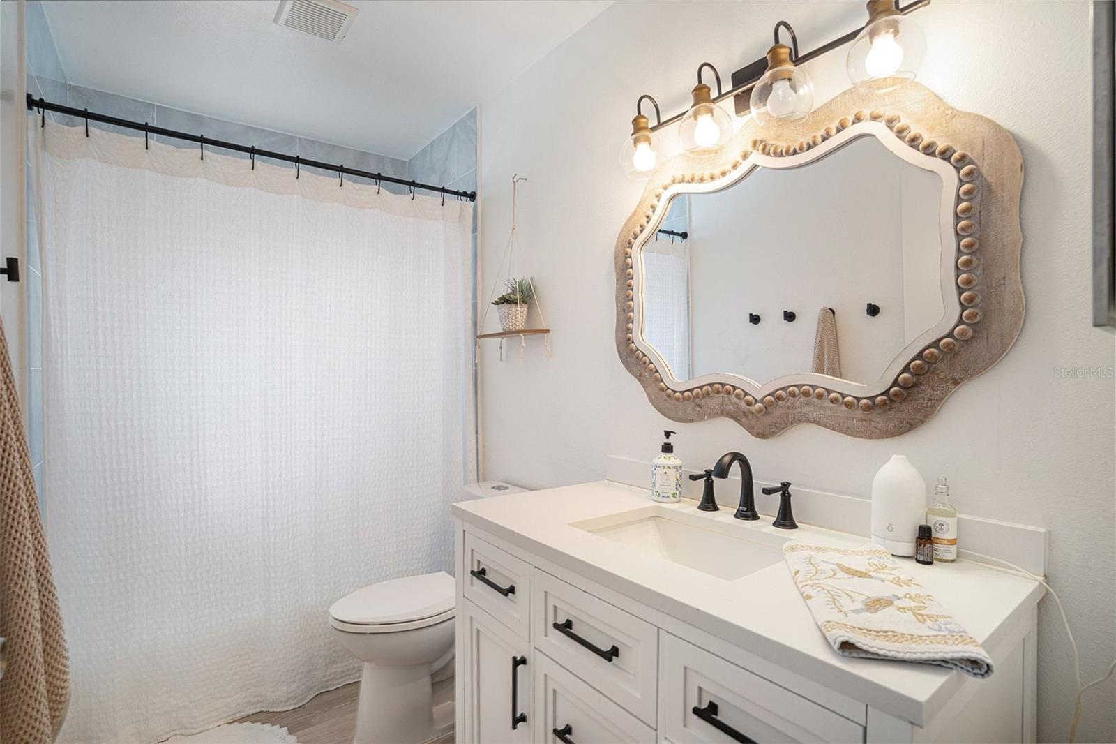 Image 18 of 23 For 312 Benson Street