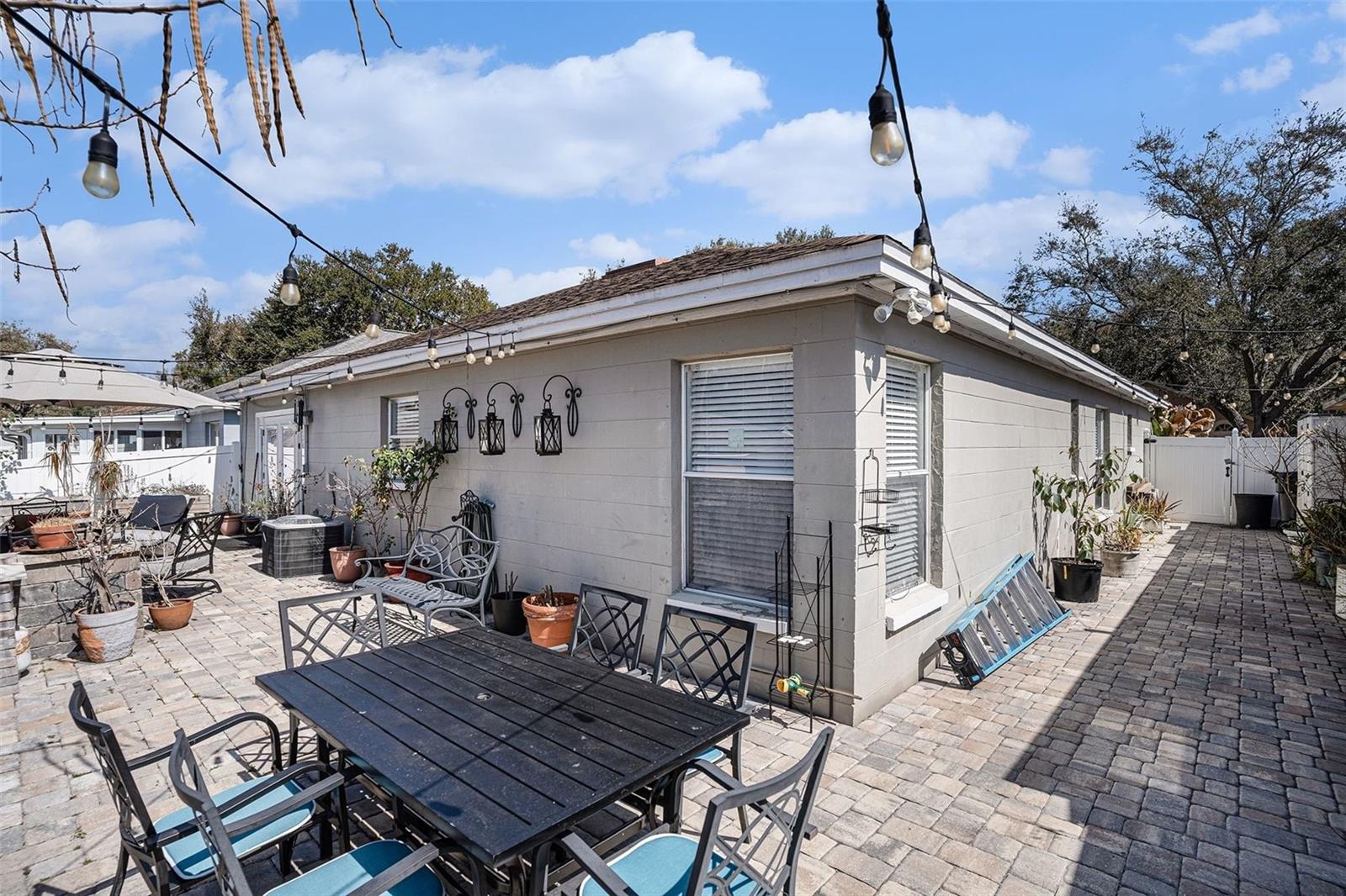 Image 20 of 23 For 312 Benson Street