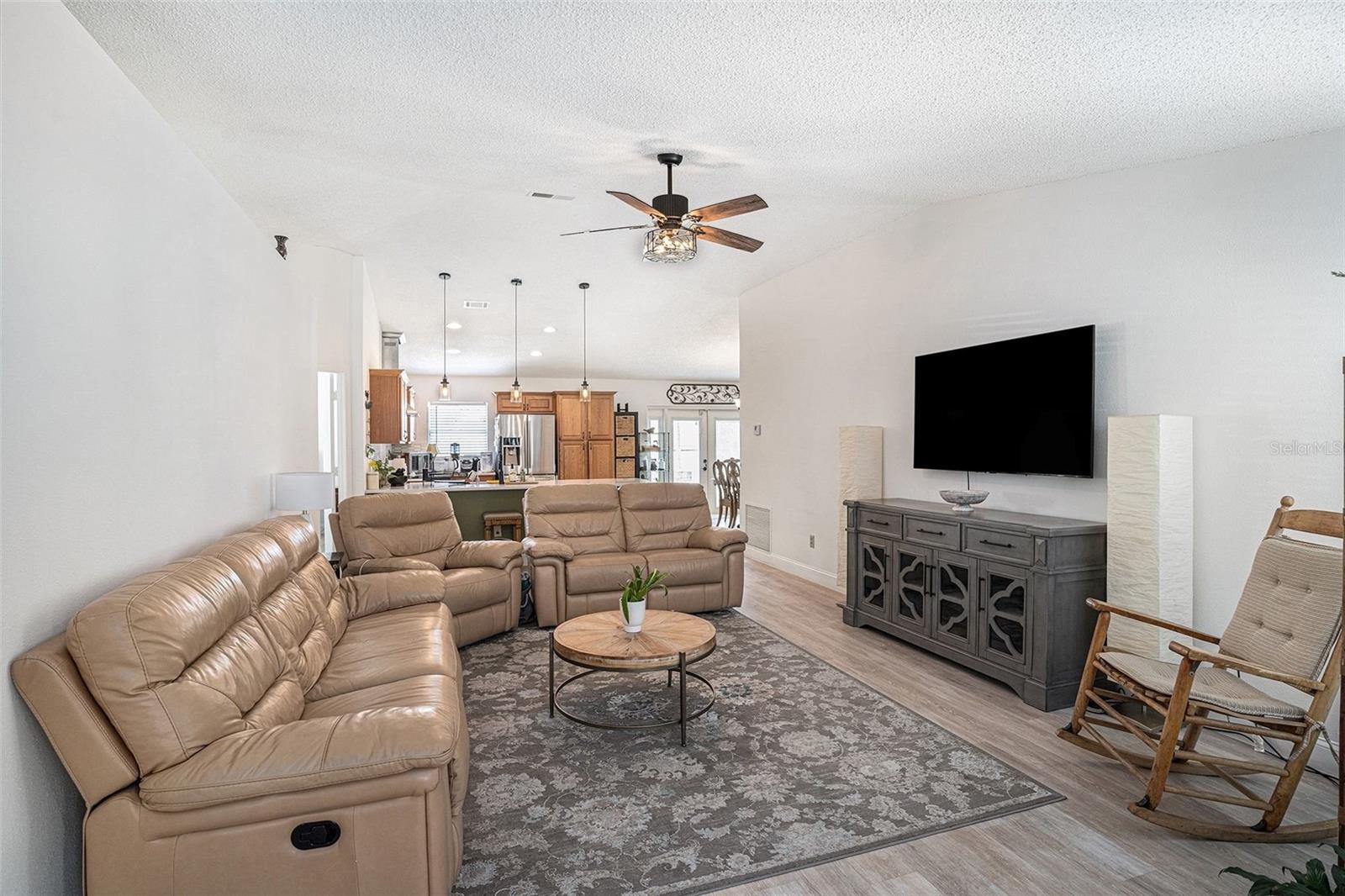 Image 7 of 23 For 312 Benson Street