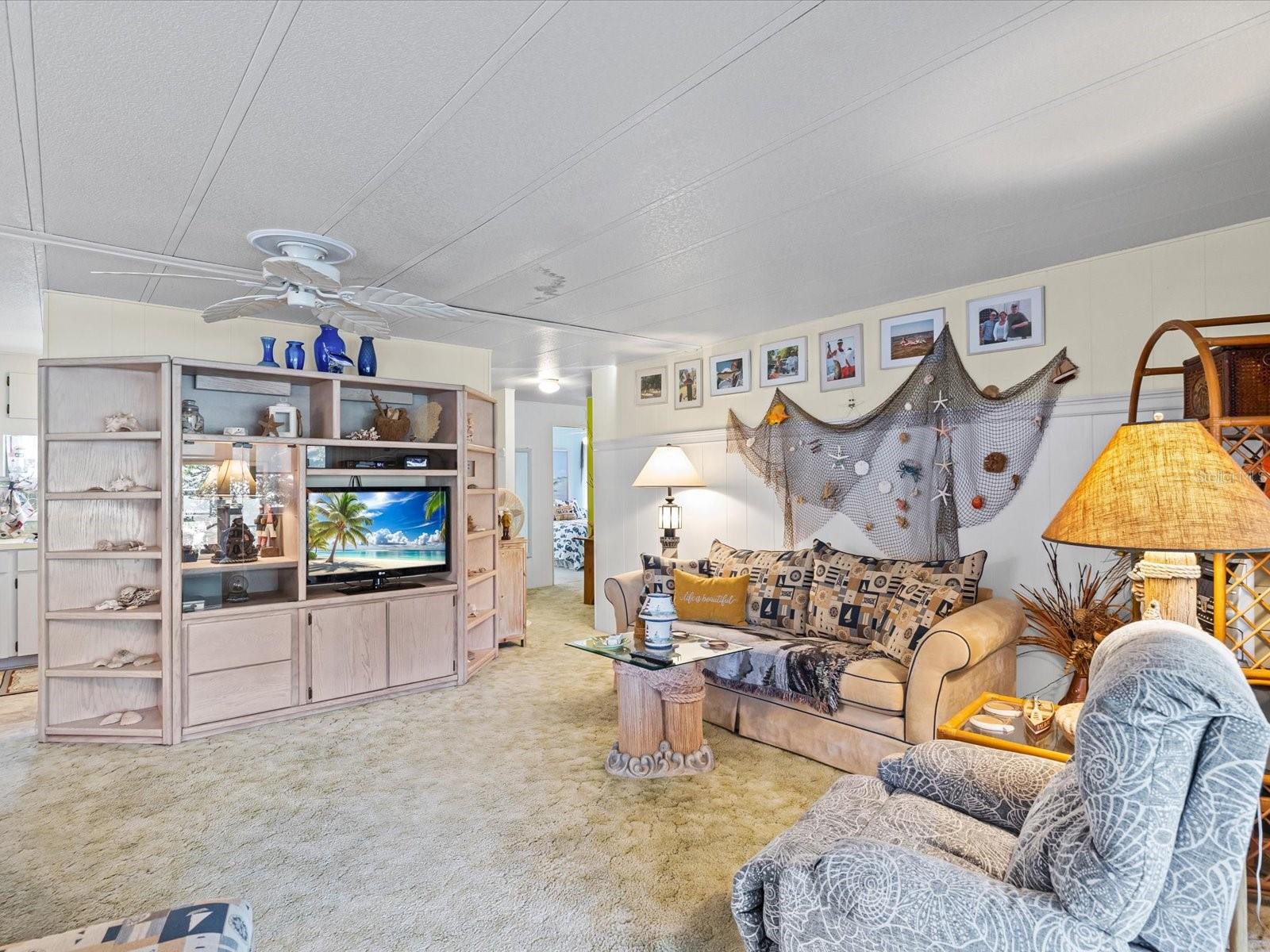 Image 15 of 56 For 6439 Theresa Avenue