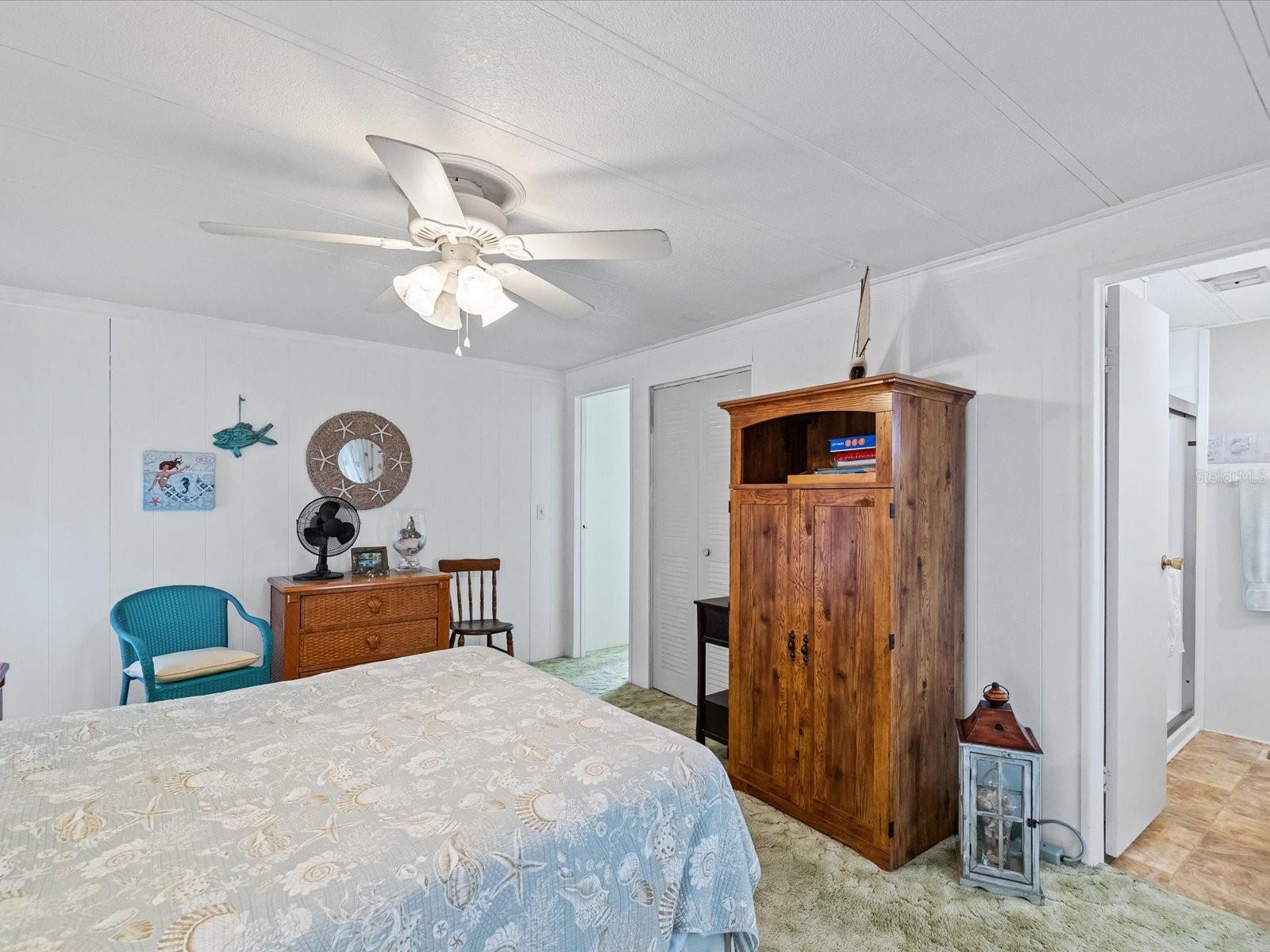 Image 18 of 56 For 6439 Theresa Avenue