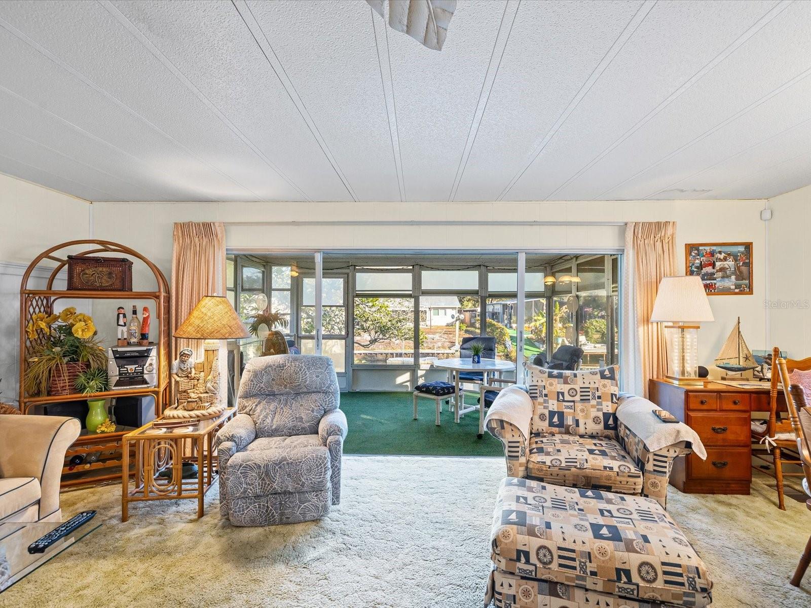 Image 26 of 56 For 6439 Theresa Avenue