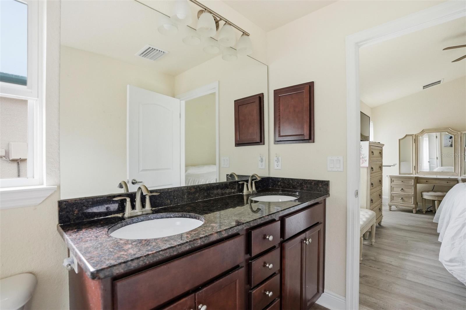 Image 18 of 38 For 1141 Mystic Court