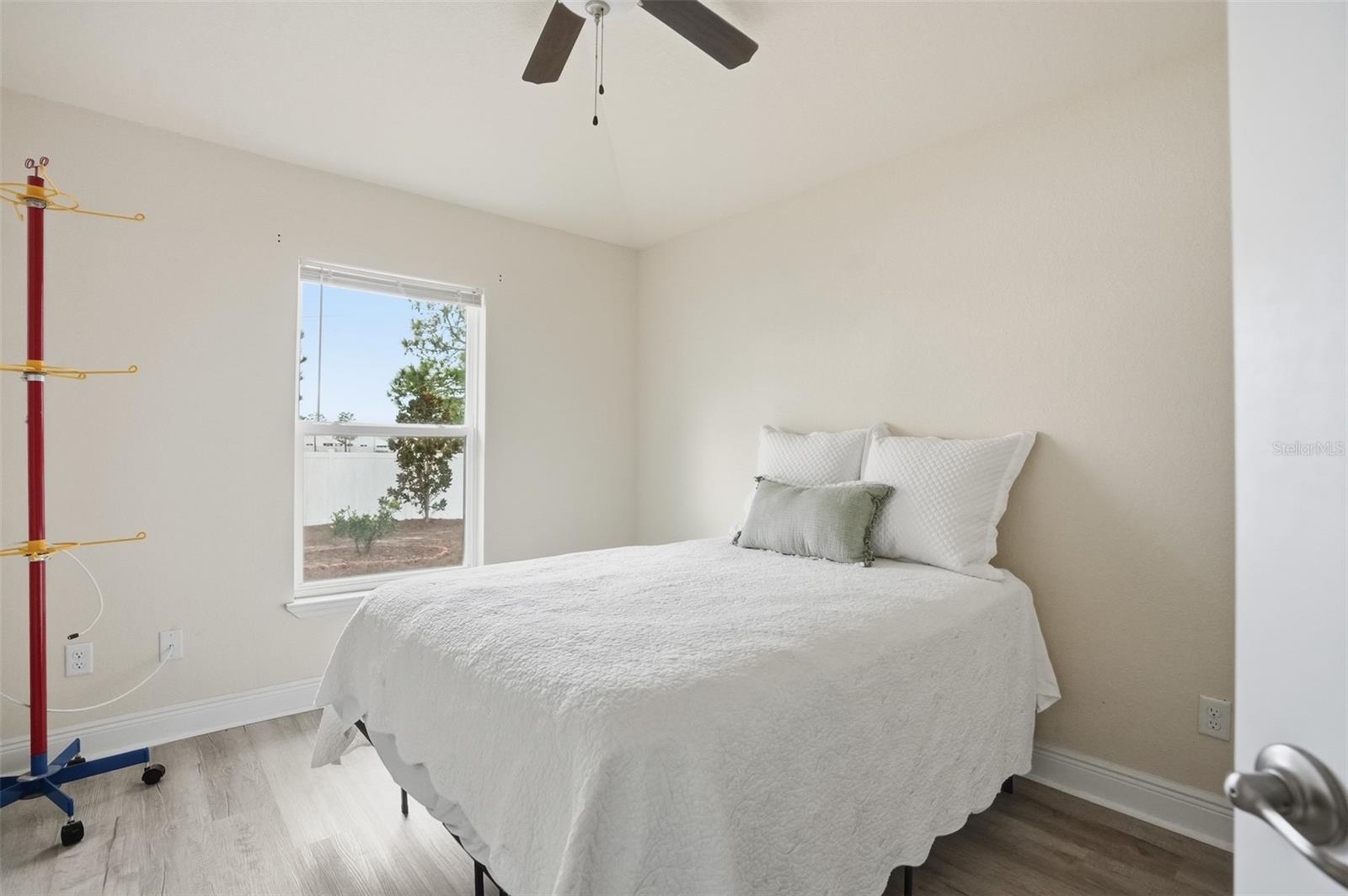 Image 21 of 38 For 1141 Mystic Court