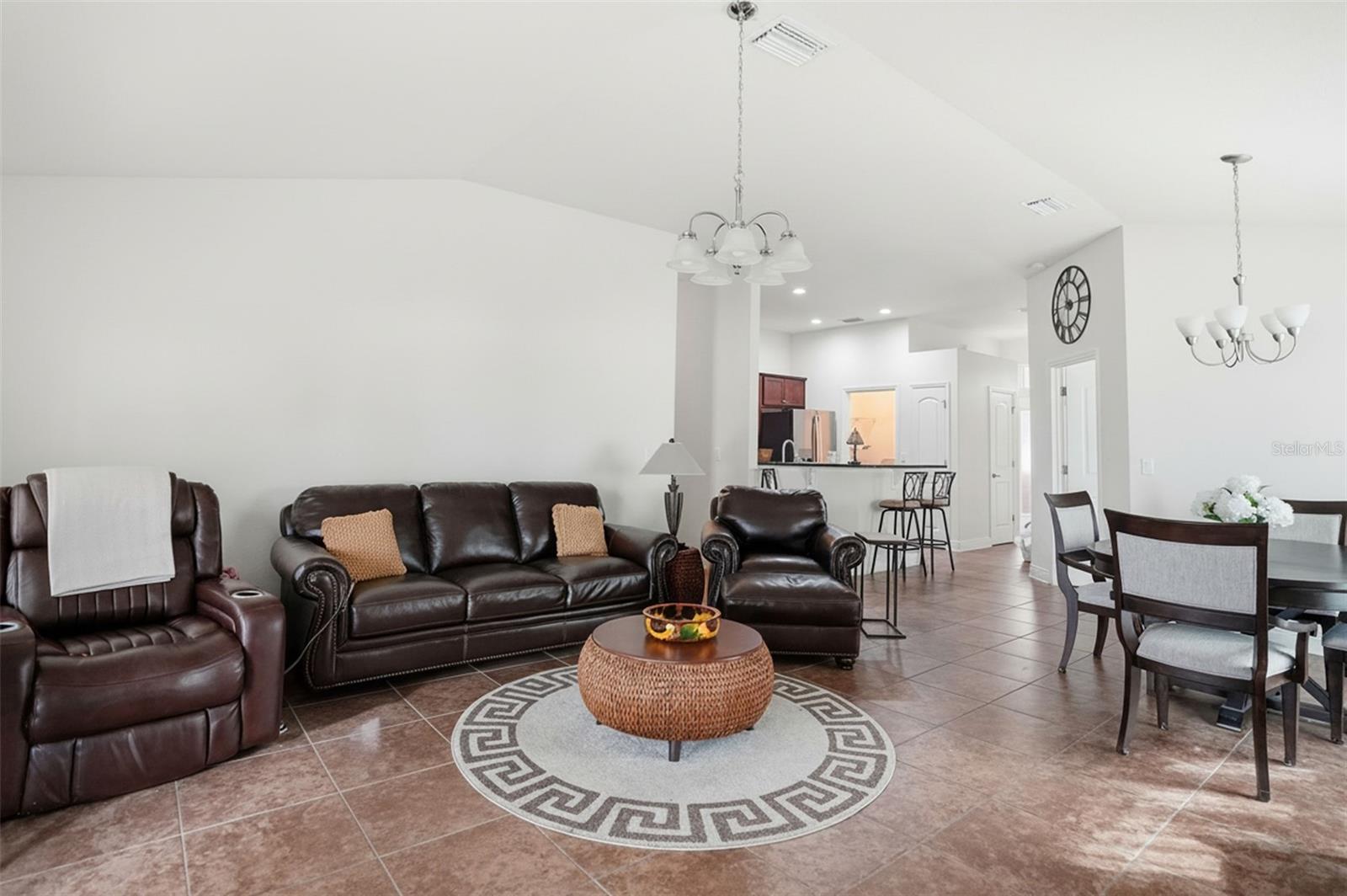 Image 5 of 38 For 1141 Mystic Court