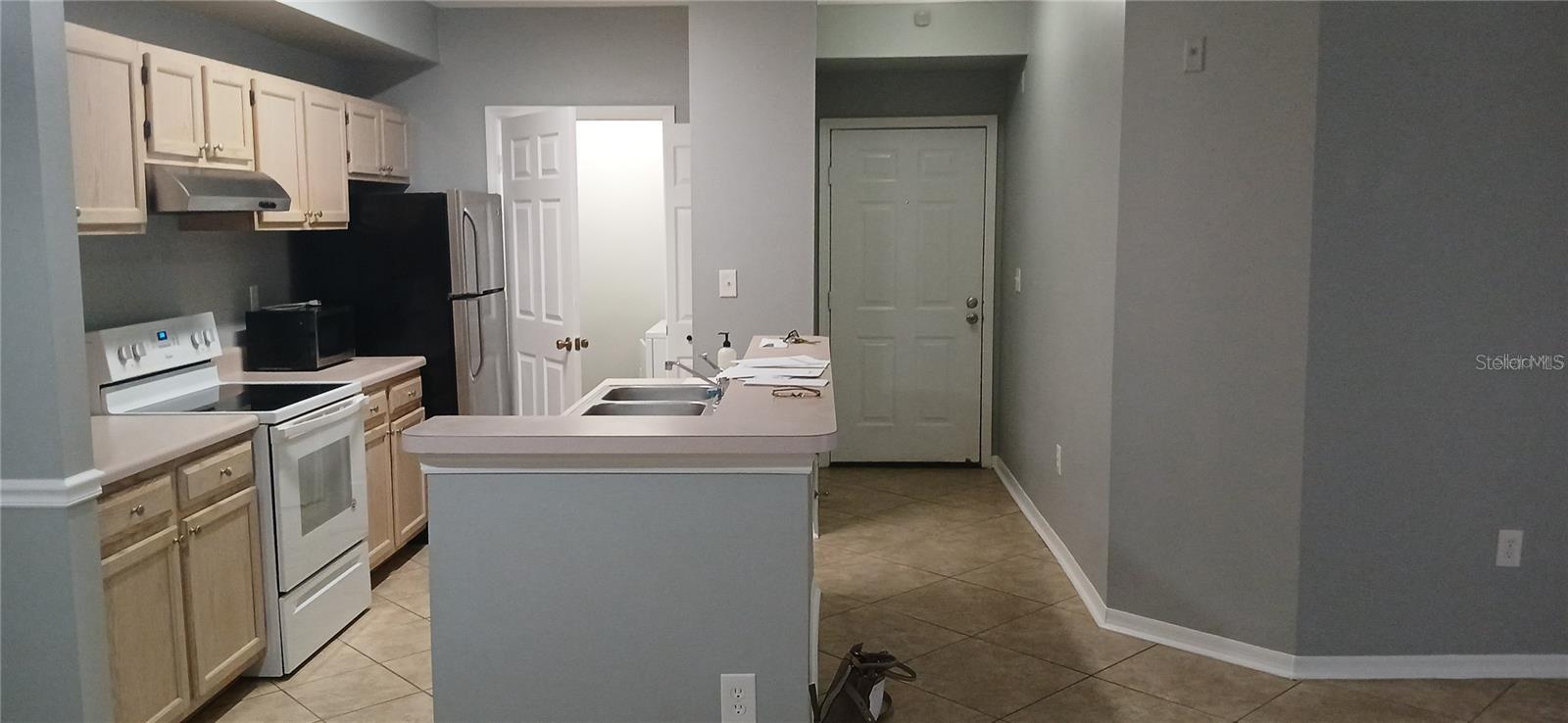 Image 3 of 33 For 5606 Pinnacle Heights Circle 306