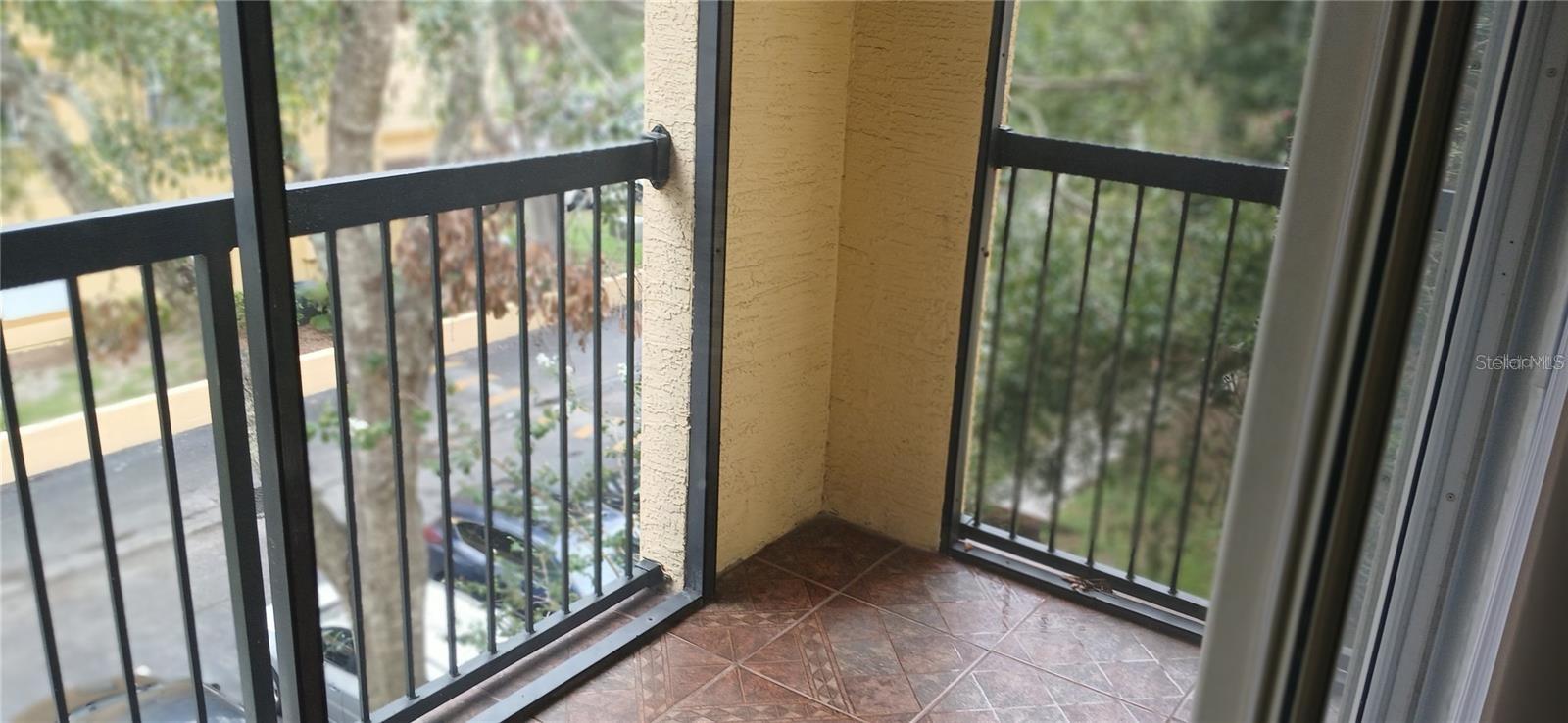 Image 5 of 33 For 5606 Pinnacle Heights Circle 306