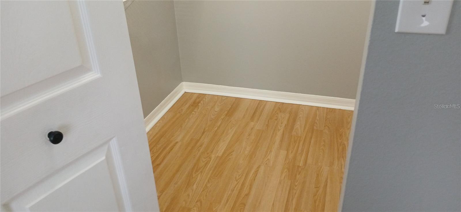 Image 9 of 33 For 5606 Pinnacle Heights Circle 306