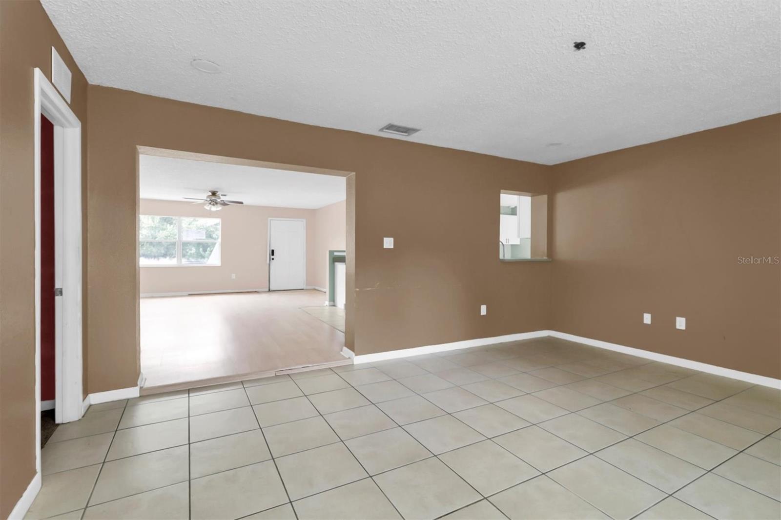 Image 18 of 34 For 6708 Medlar Drive