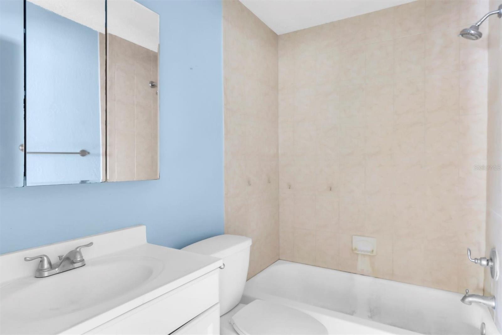 Image 22 of 34 For 6708 Medlar Drive