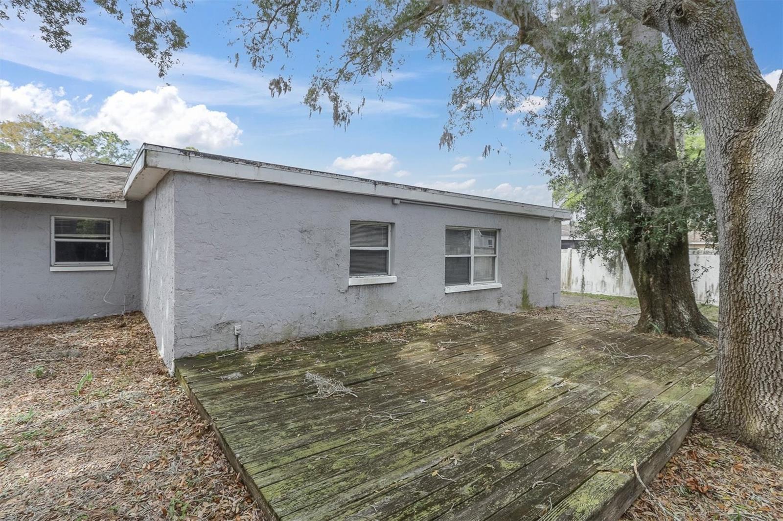 Image 31 of 34 For 6708 Medlar Drive