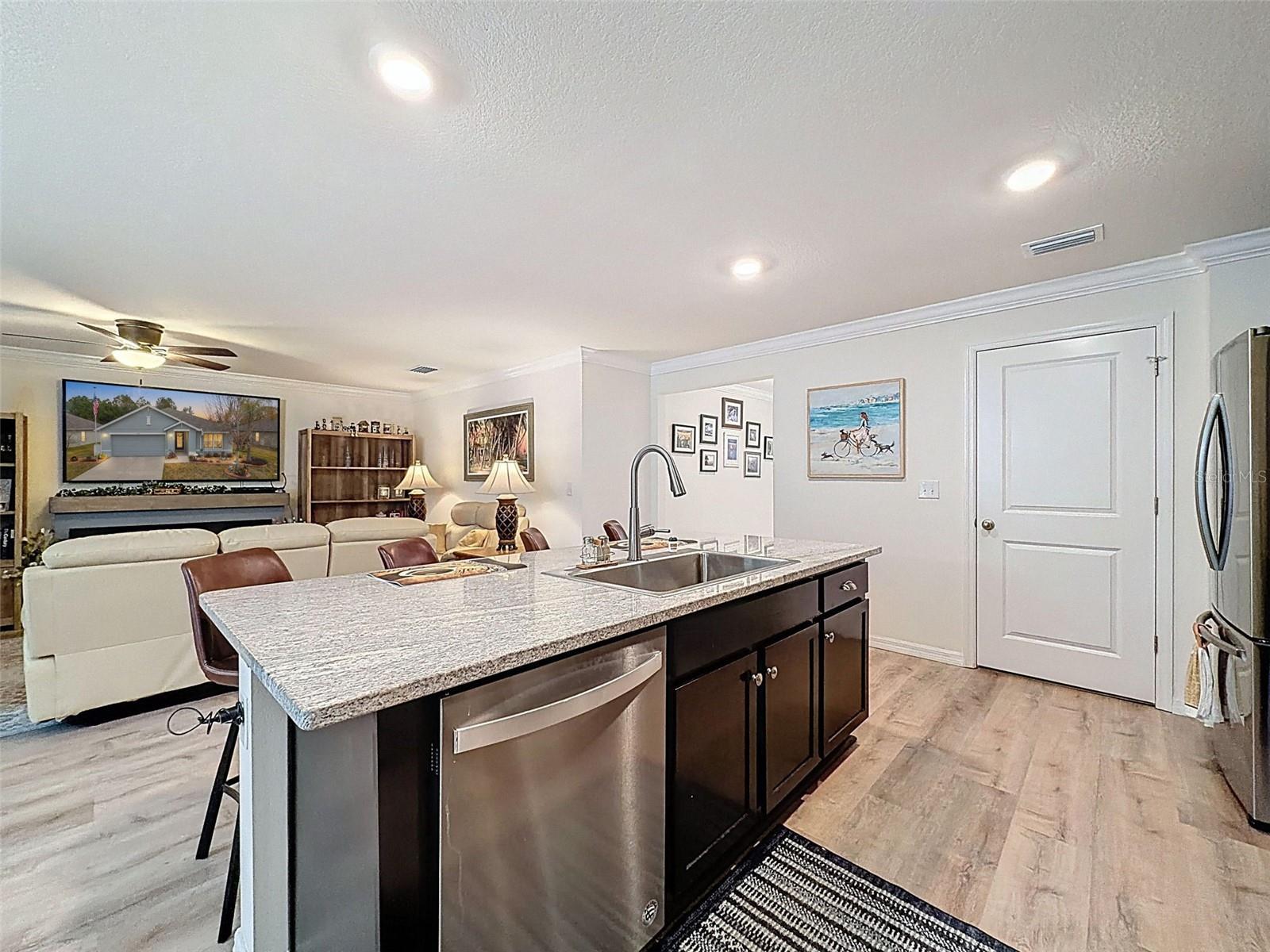 Image 18 of 61 For 5484 Diantha Way
