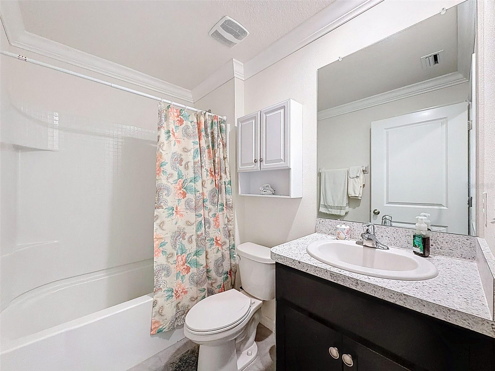 Image 32 of 61 For 5484 Diantha Way