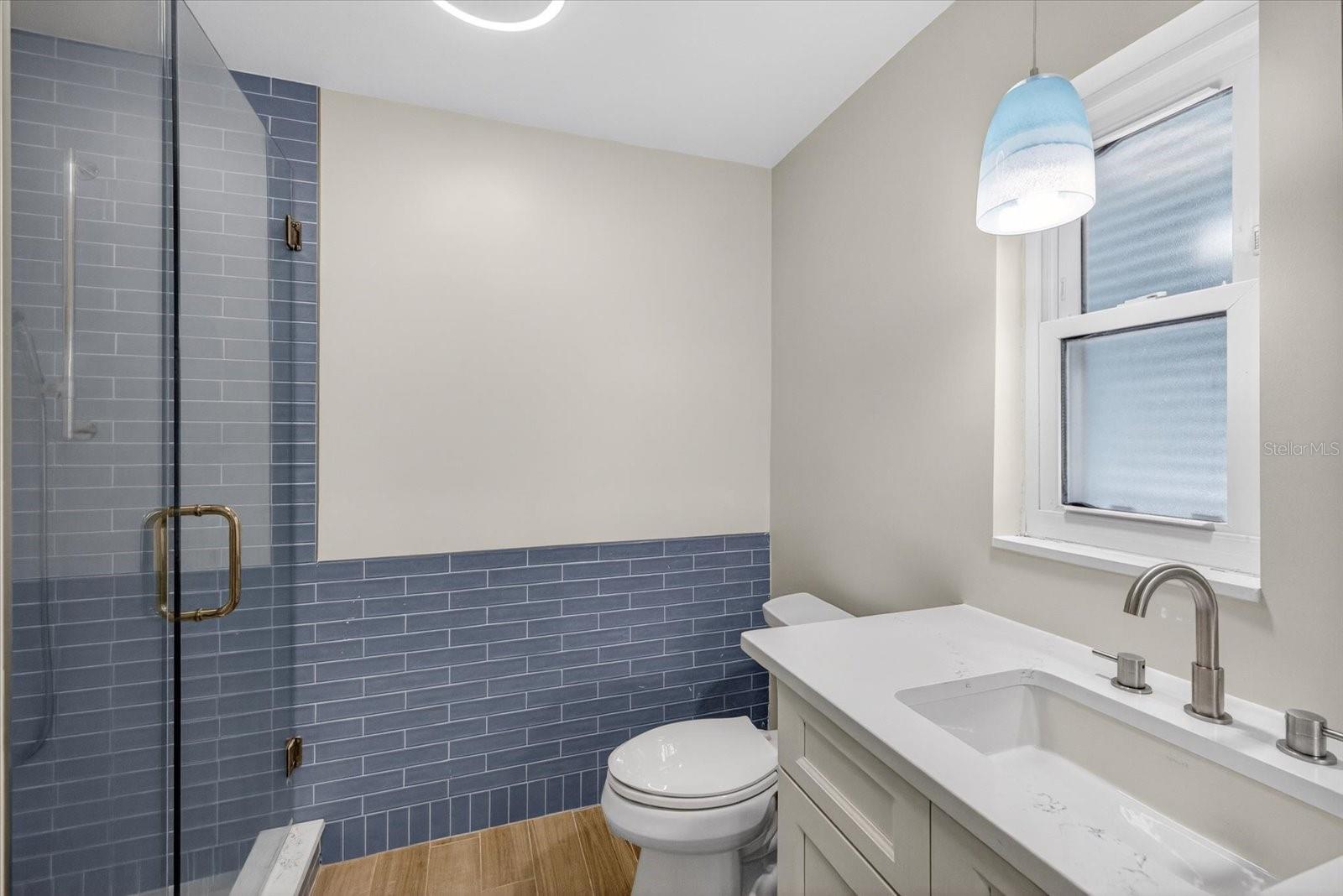 Image 20 of 49 For 650 59th Avenue