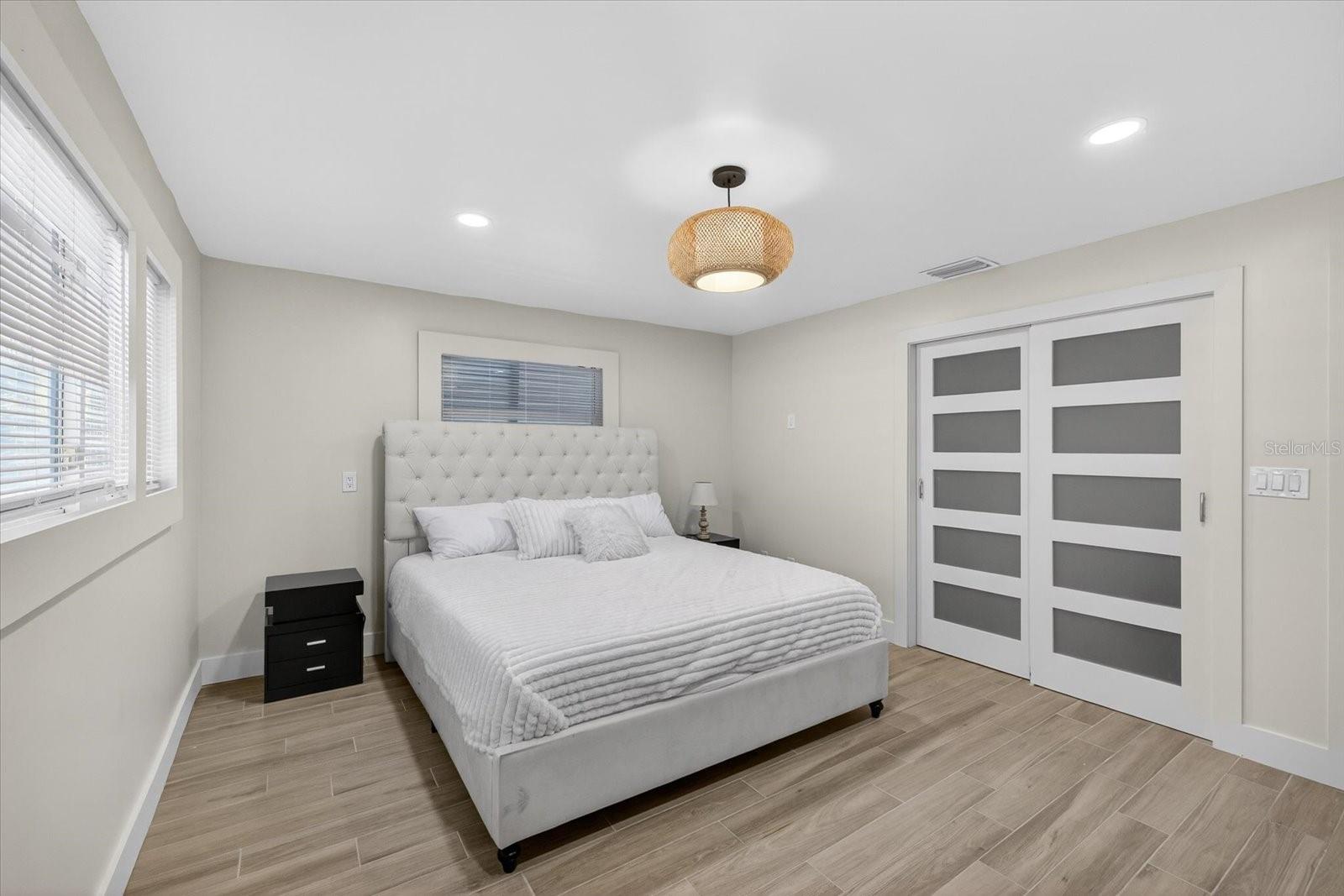 Image 26 of 49 For 650 59th Avenue